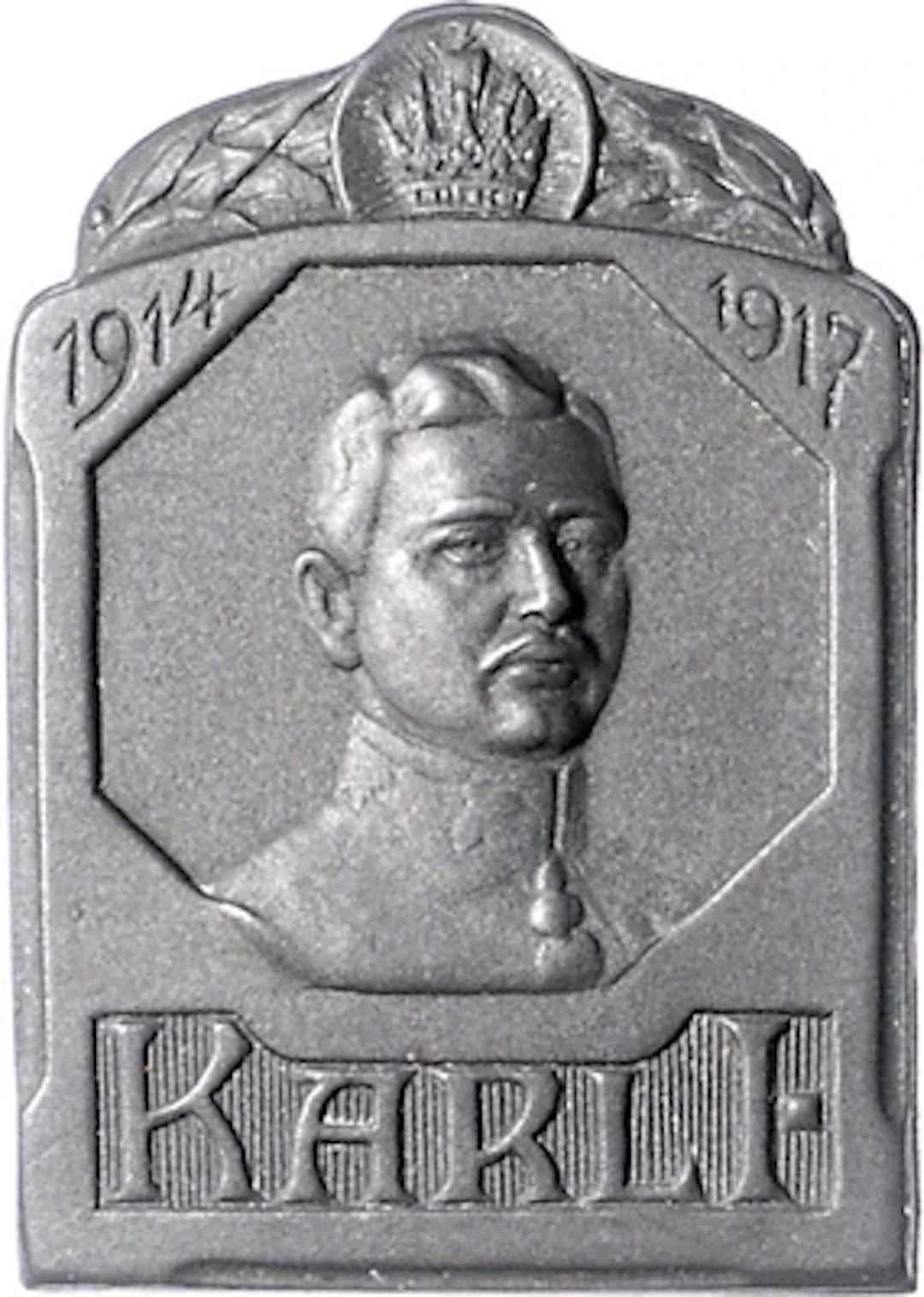 Lot Kappenabzeichen