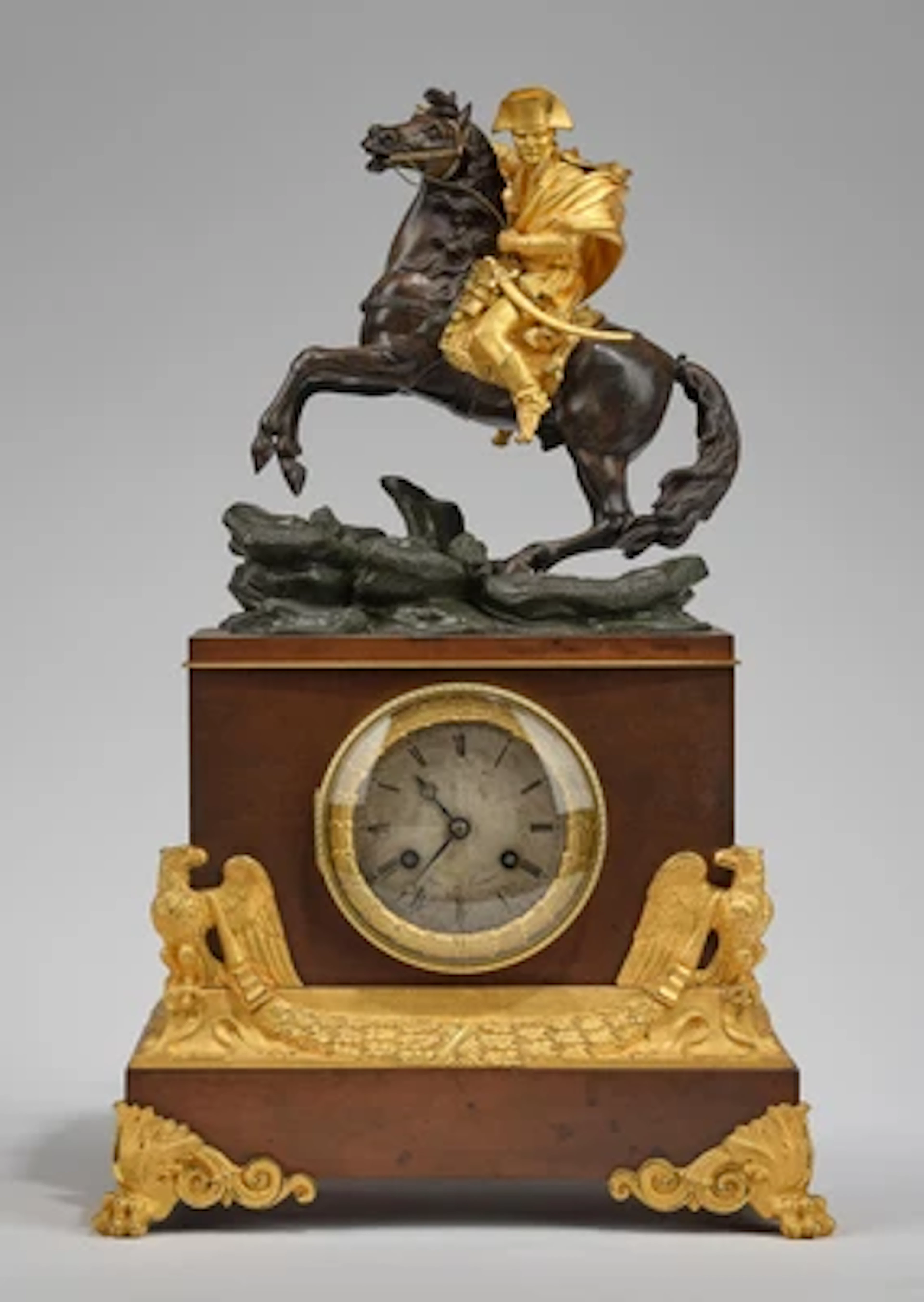 Neoempire Bronzeuhr "Napoleon Bonaparte", "Blaye à Carare"