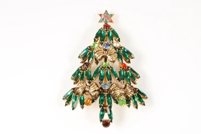 Weihnachtsbaum-Brosche, Rudolf Weiss, Kaufbeuren-Neugablonz um 1965/70