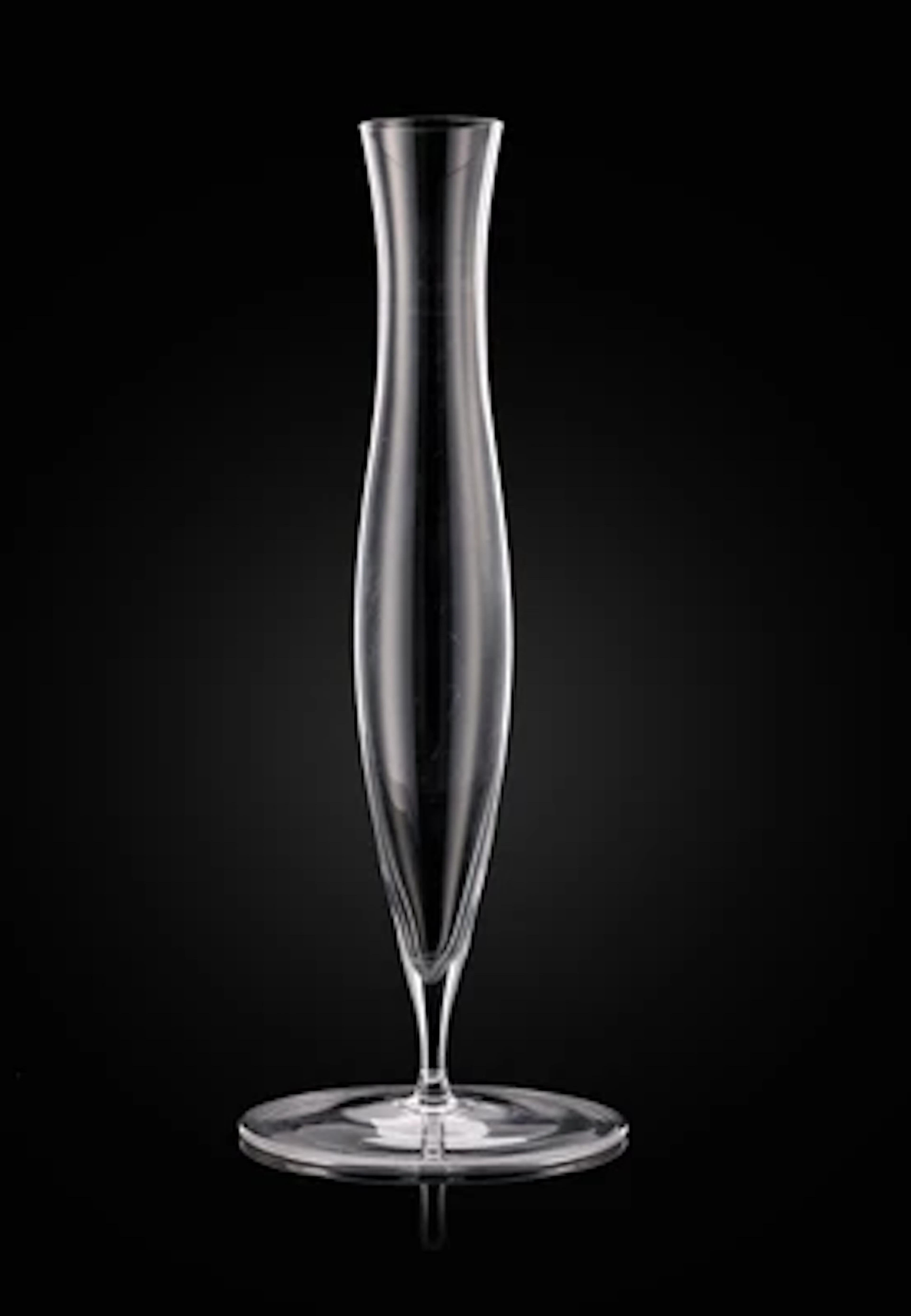 Michael Powolny, a flower vase, form design 1917, executed by J. &