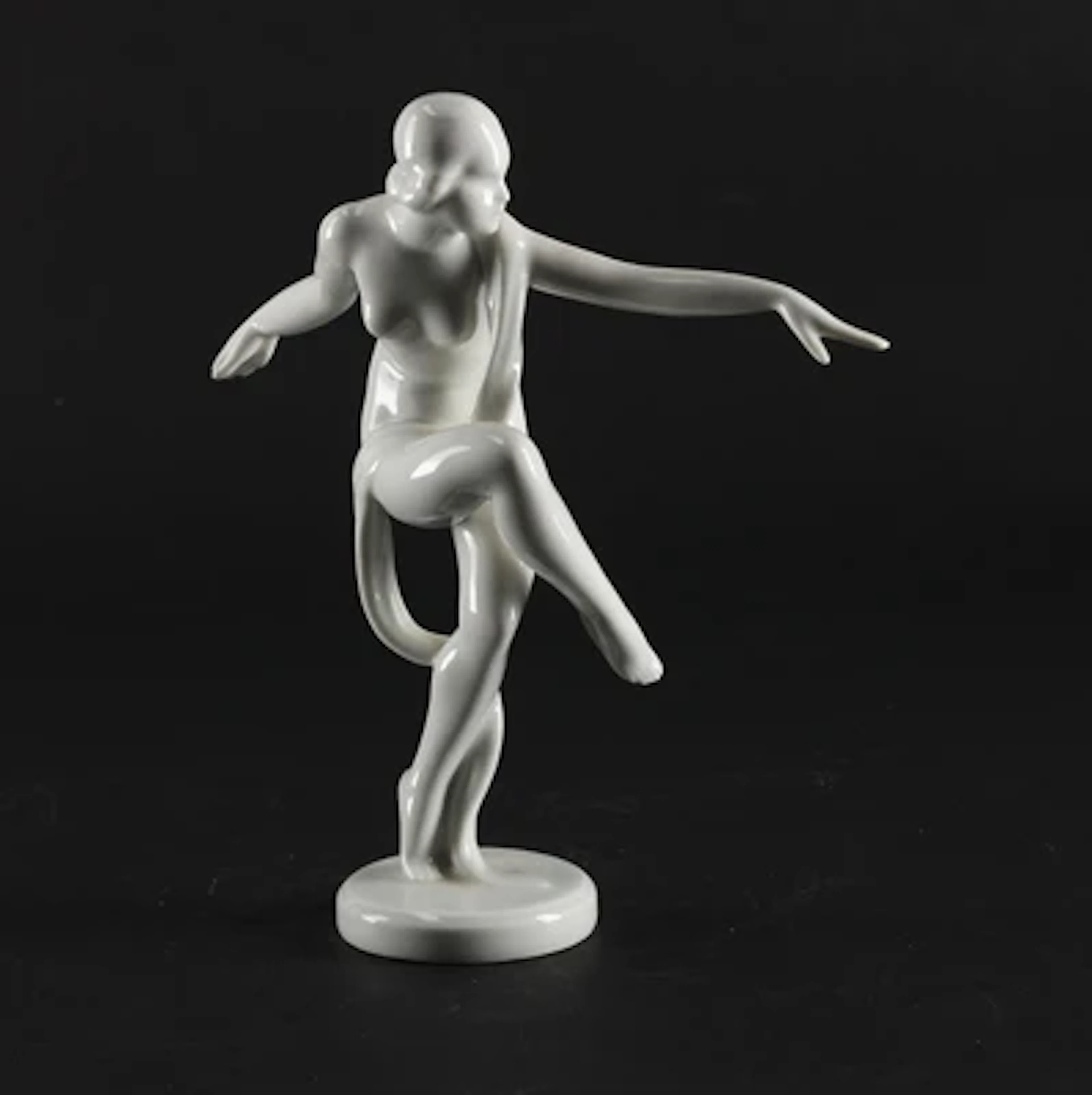 István Szilágyi Nagy (1900-1954), an Art Deco dancer, model number