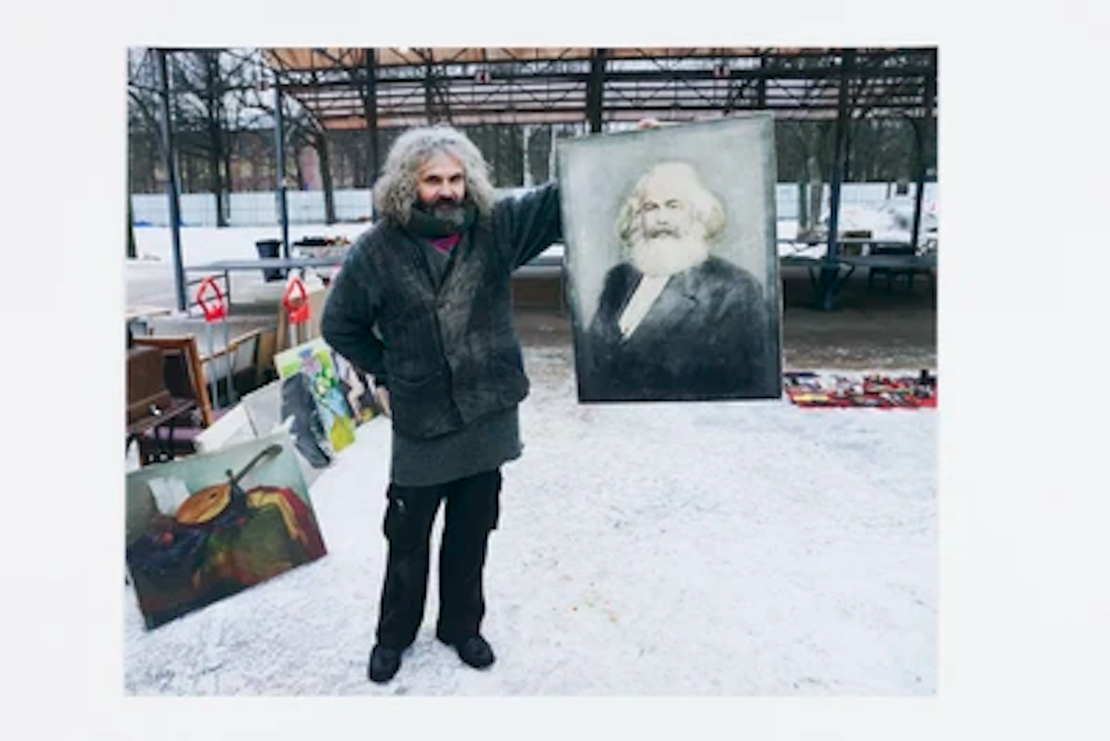 Anna Jermolaewa, ohne Titel (Marx), Aus der Serie Markets, 2013/2025