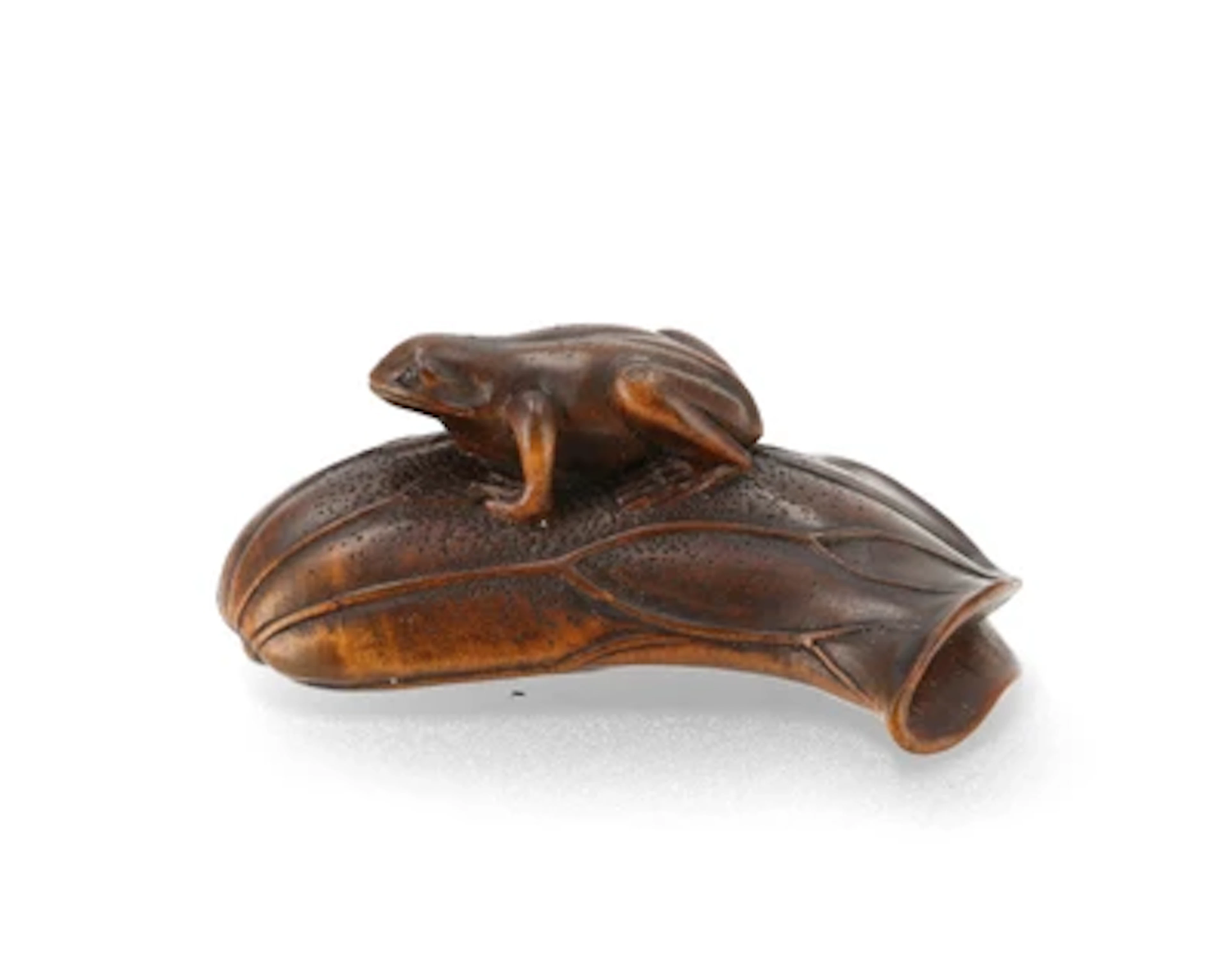 Netsuke eines Frosches auf Lotusblatt, Japan, 19. Jh., signiert Hoichi