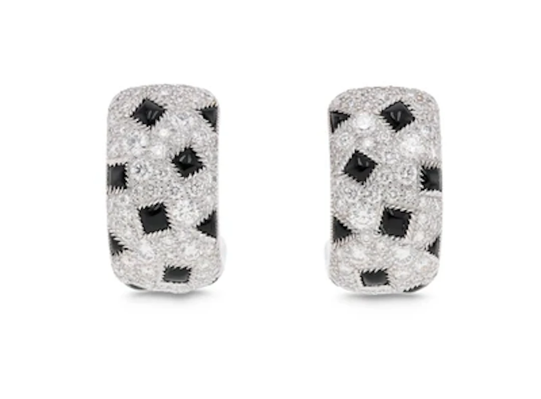 Cartier Panthère diamond earrings, approx. 2.40 ct