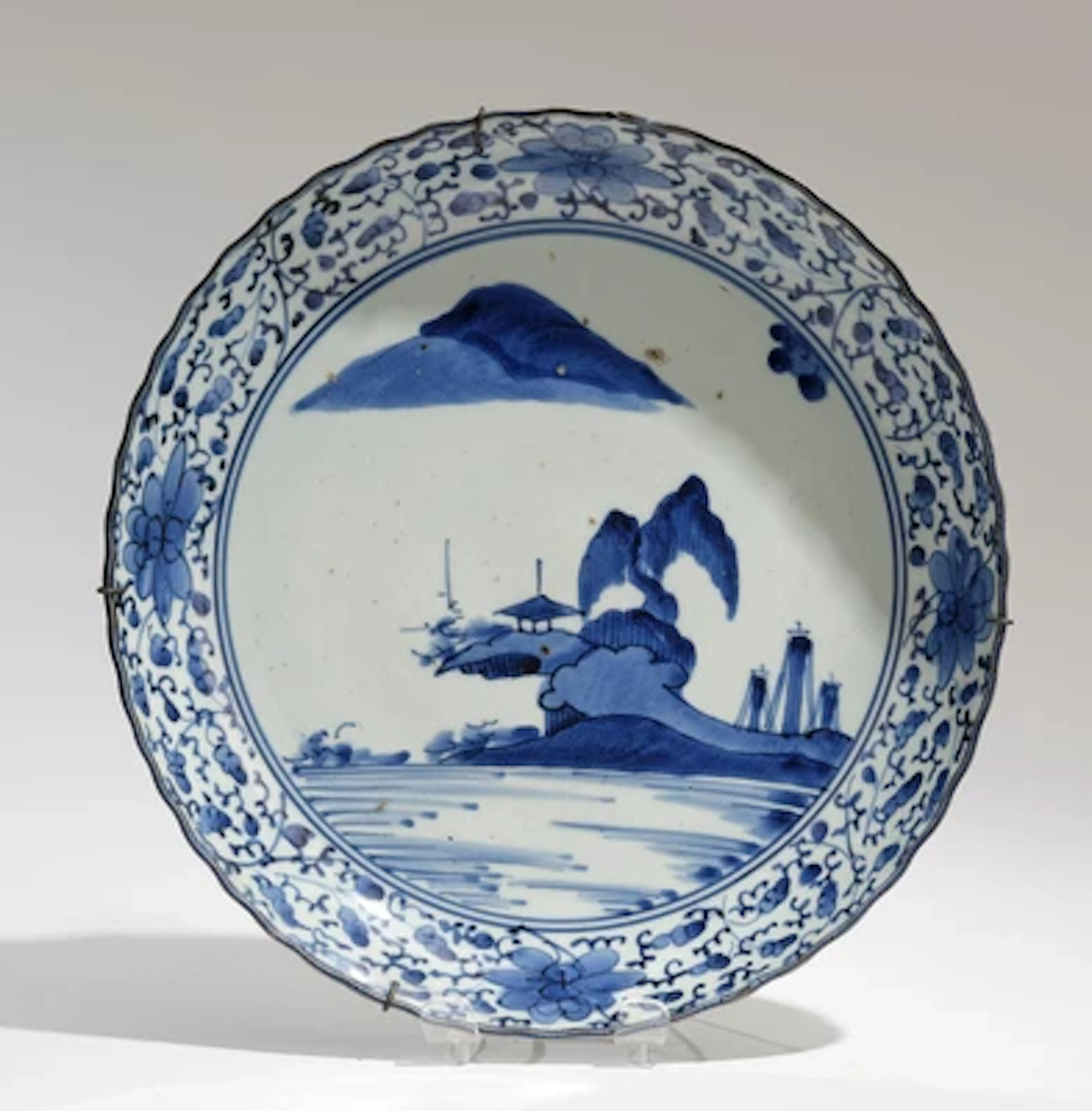 Blau-weiße Schale, Japan, Edo Periode, um 1680