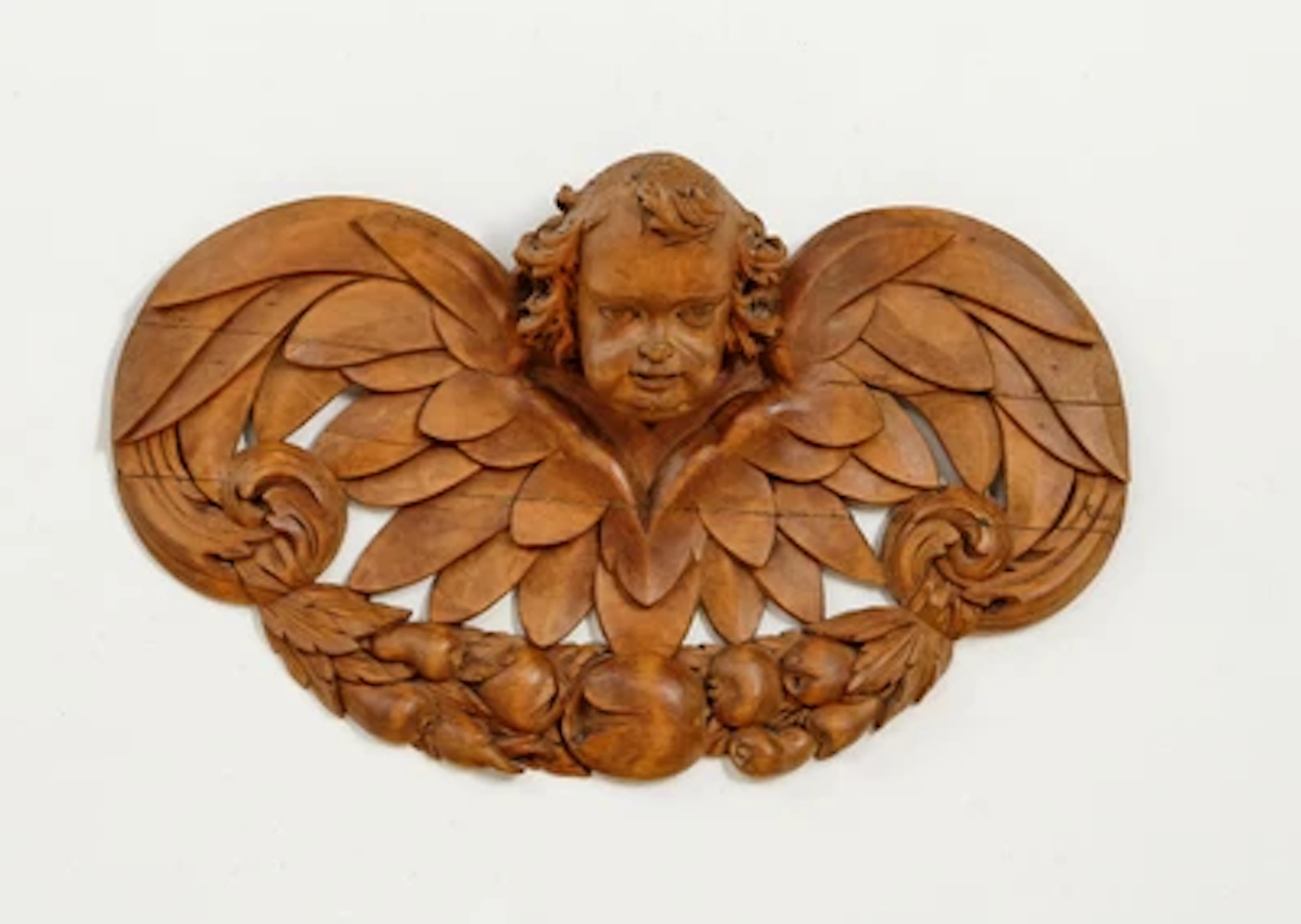 Supraporte mit Engelskopf,