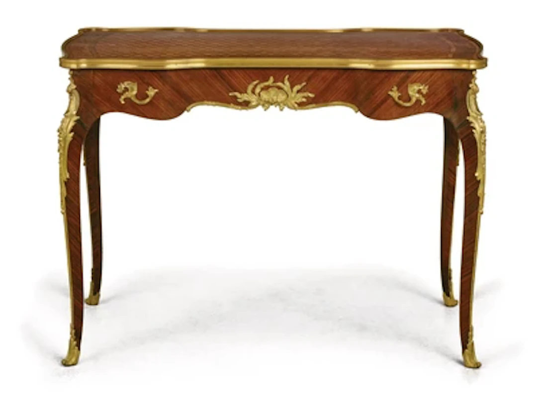 A Bureau Plat