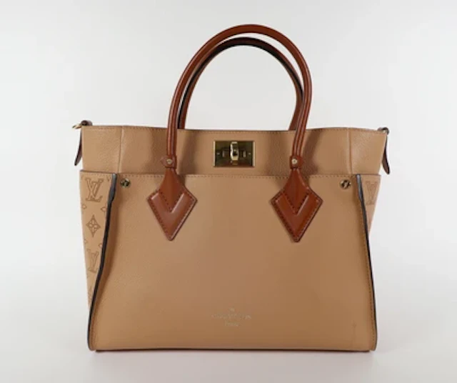 LOUIS VUITTON On My Side MM