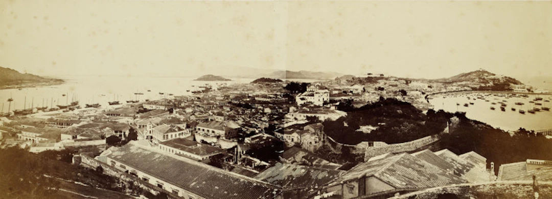 Dutton & Michaels. Panoramaansicht von Macau. …