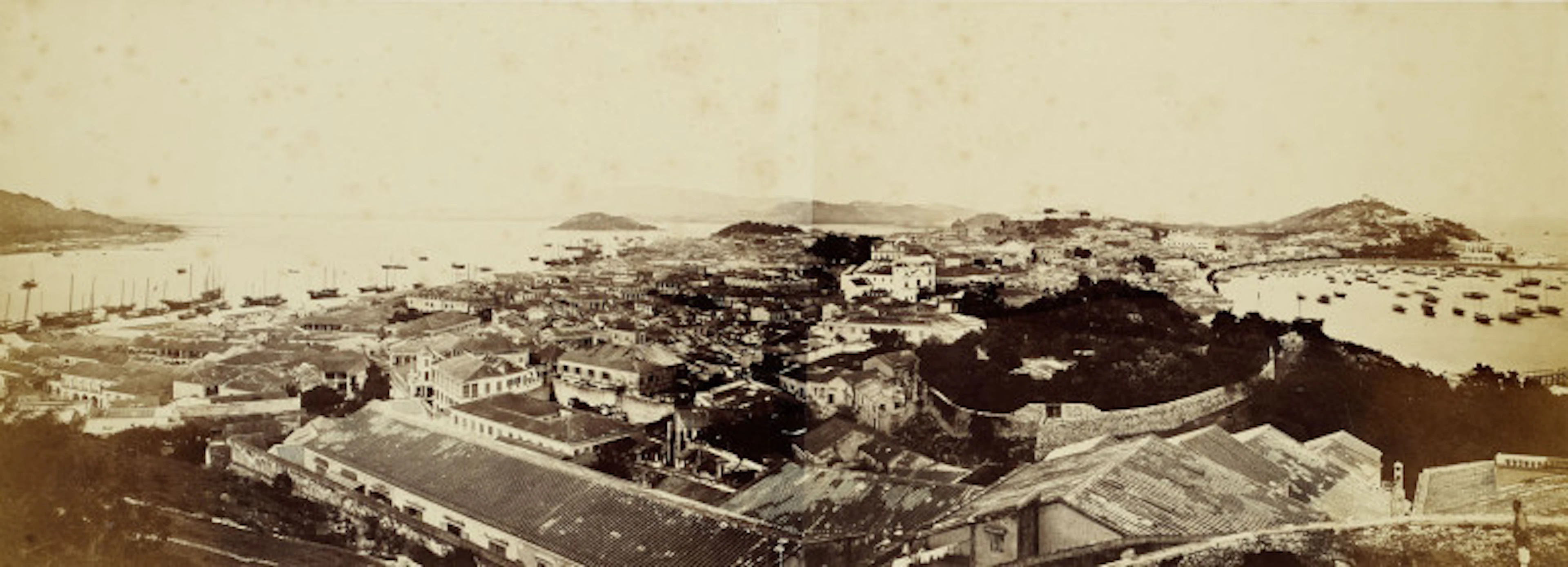 Dutton & Michaels. Panoramaansicht von Macau. …