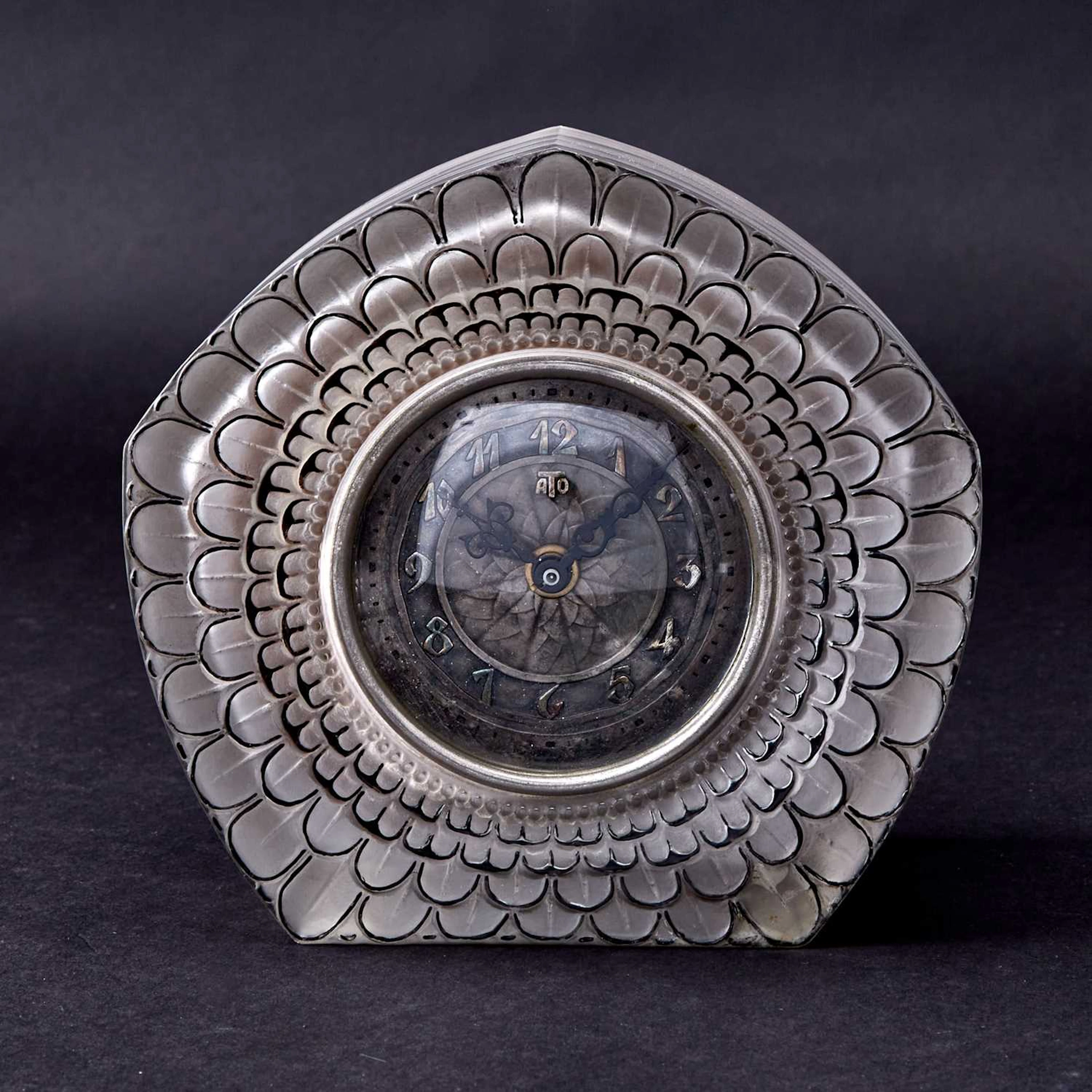 R. Lalique for ATO Molded and Enameled Glass"Dahlia" Mantel Clock