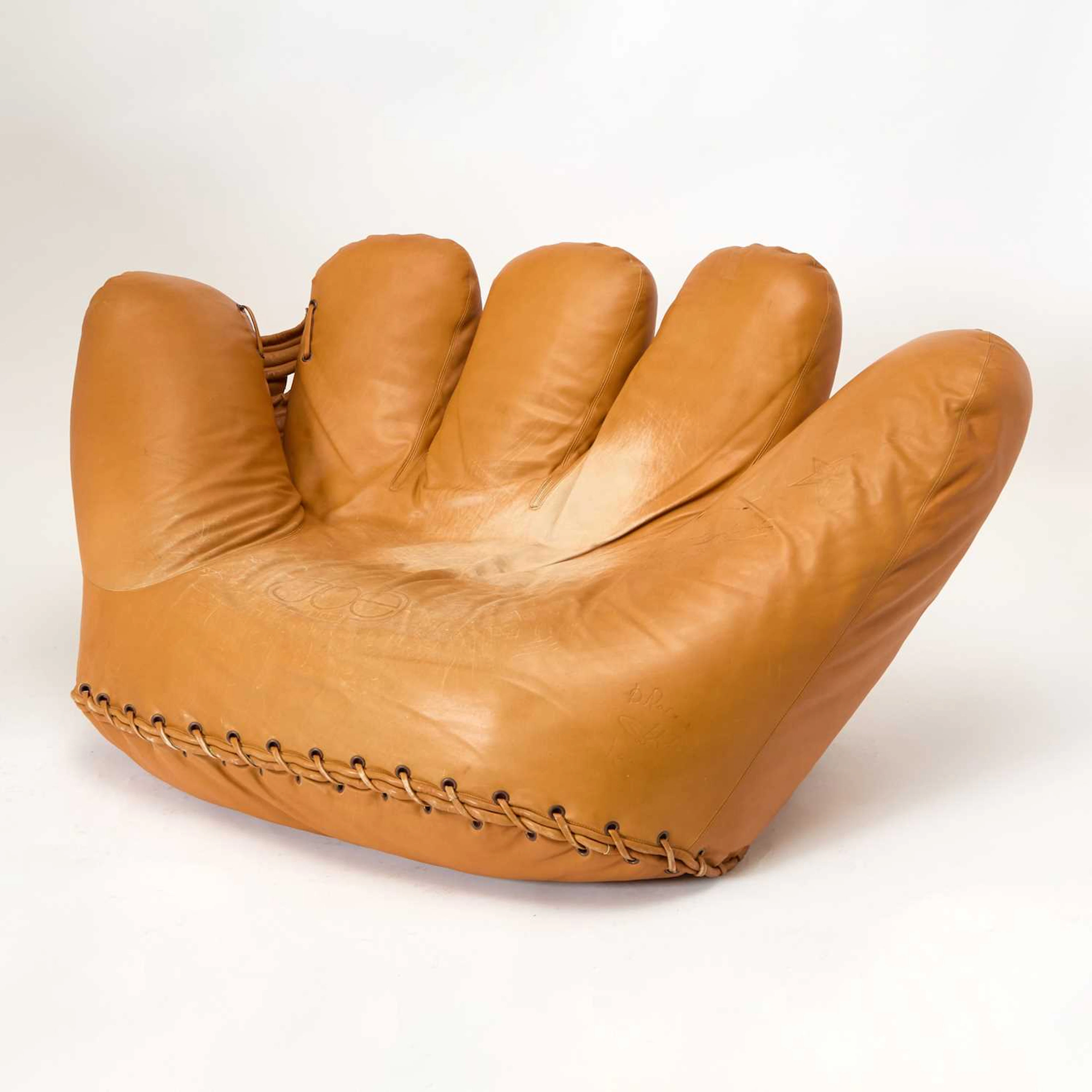 De Pas, D'Urbino & Lomazzi Leather "Joe" Lounge Chair