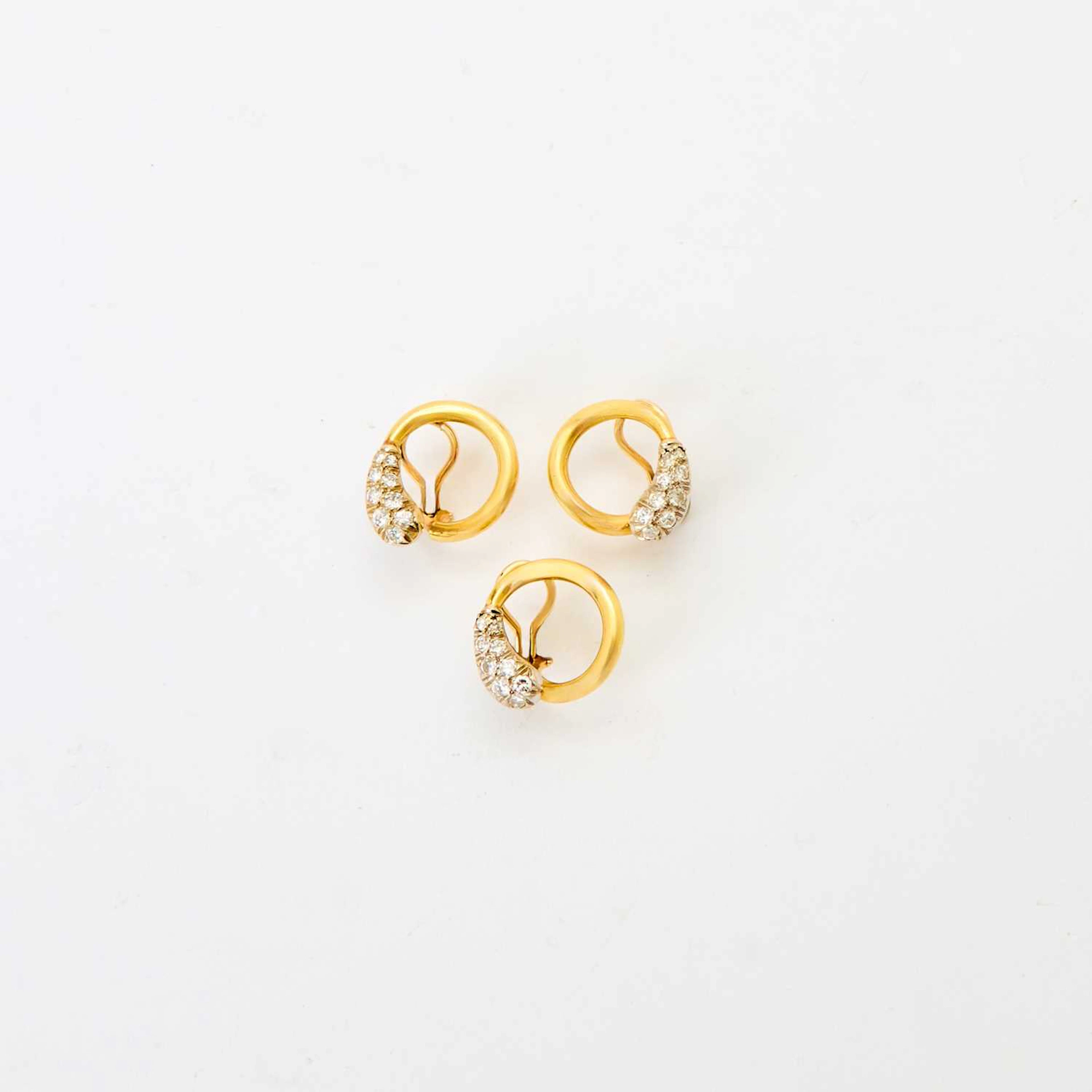 Aldo Cipullo Pair of Two-Color Gold and Diamond Hoop Earclips and