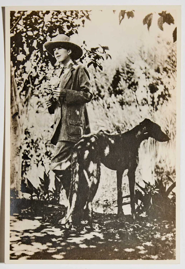 Karen Blixen [Isak Dinesen] Autograph letter signed, with photograph
