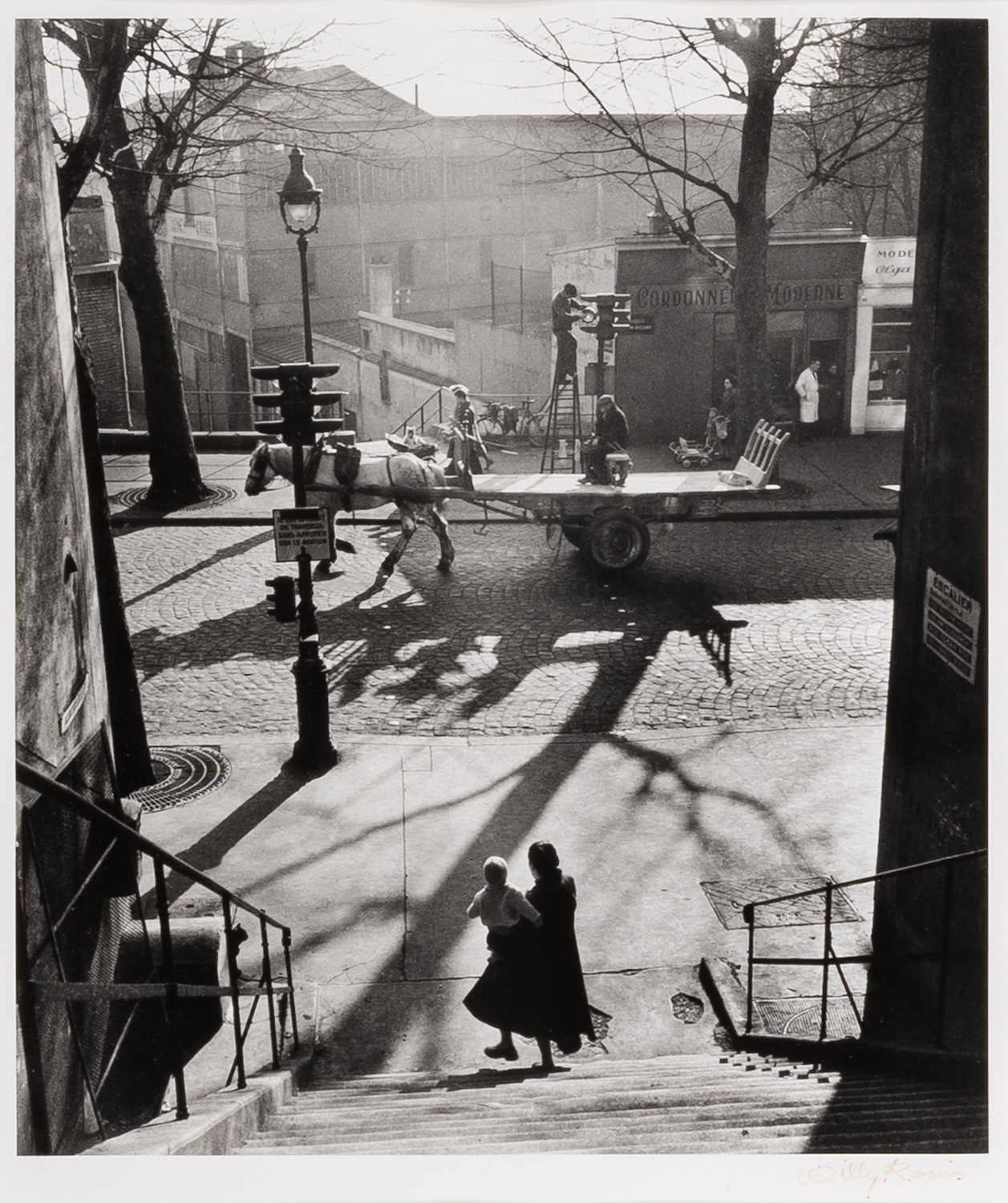 Willy Ronis, Avenue Simon Bolivar, Paris, 1950