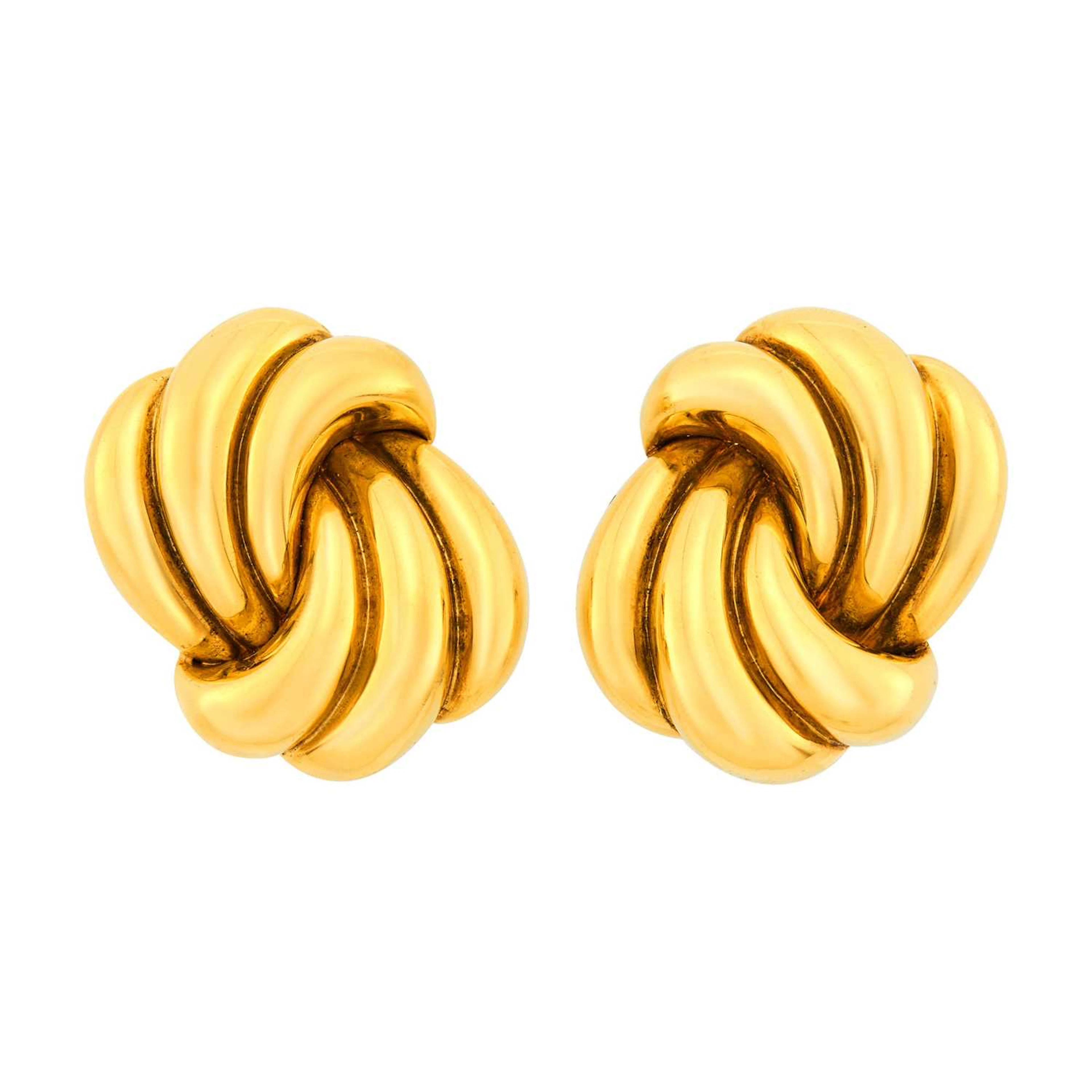 David Webb Pair of Fluted Gold Earclips