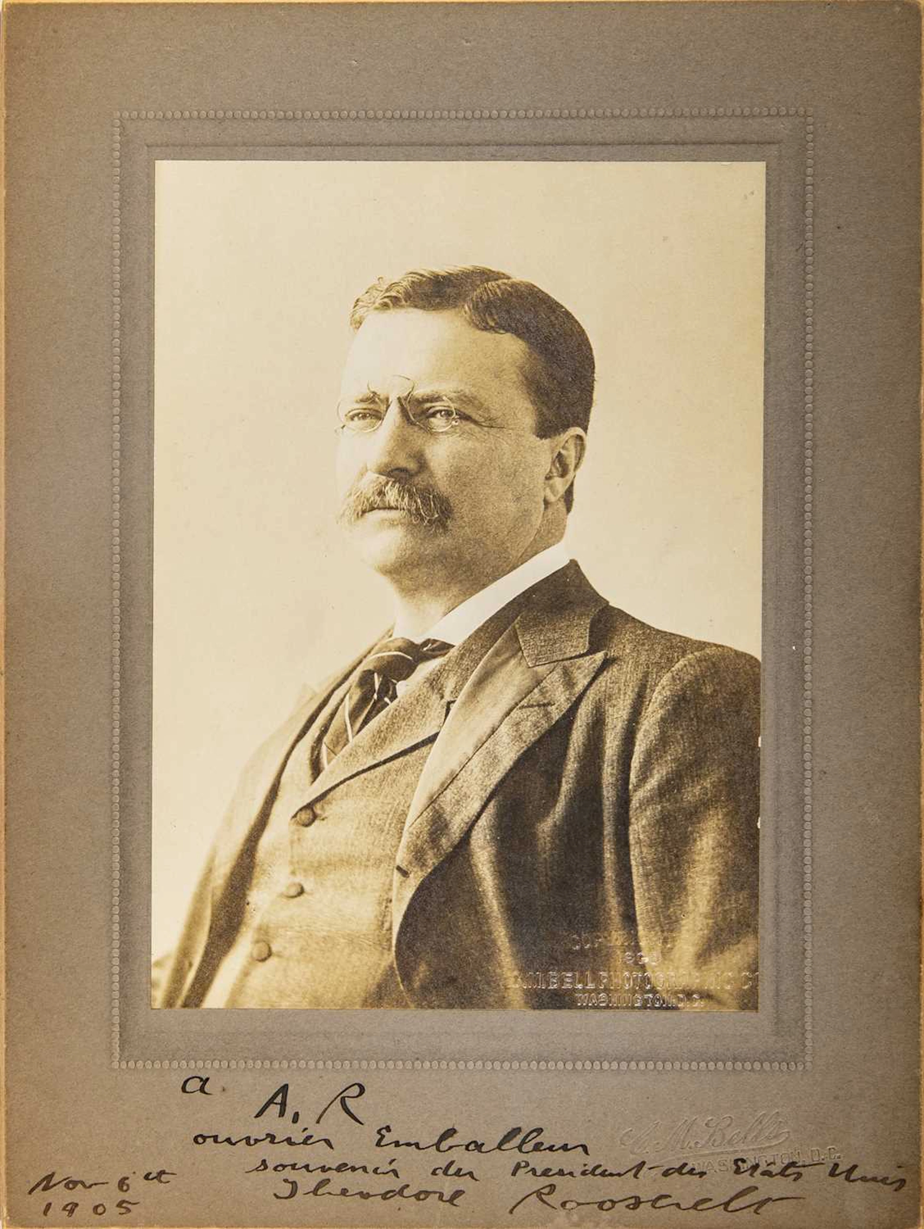 An unusual Roosevelt inscription in French, signed during his first term