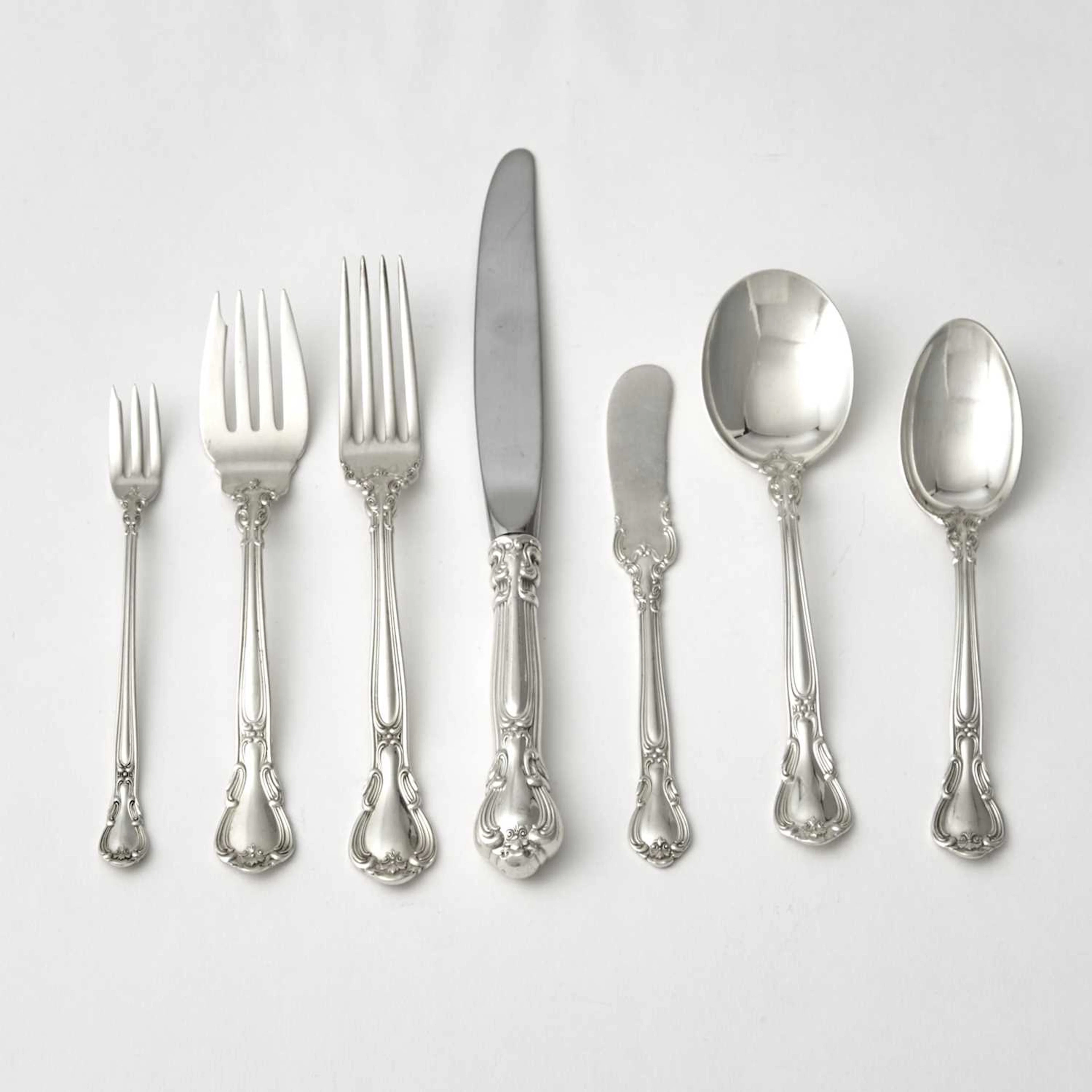 Gorham Sterling Silver "Chantilly" Pattern Flatware Service