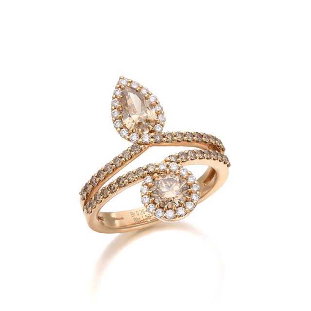 A Coloured Diamond and Gold Ring