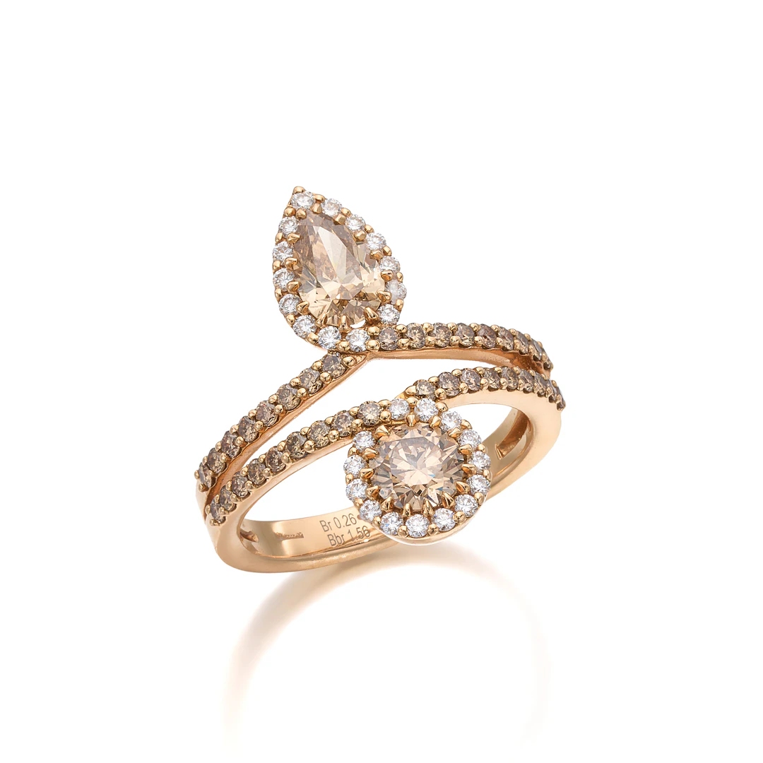 A Coloured Diamond and Gold Ring
