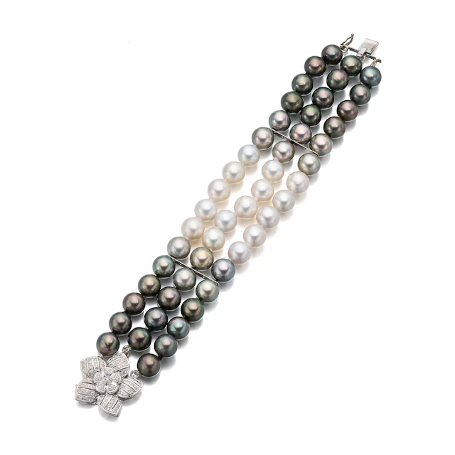 A Cultured Pearl and Diamond 'Ombré' Bracelet