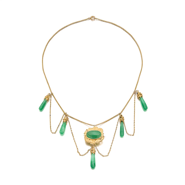 A Jadeite and Gold Necklace