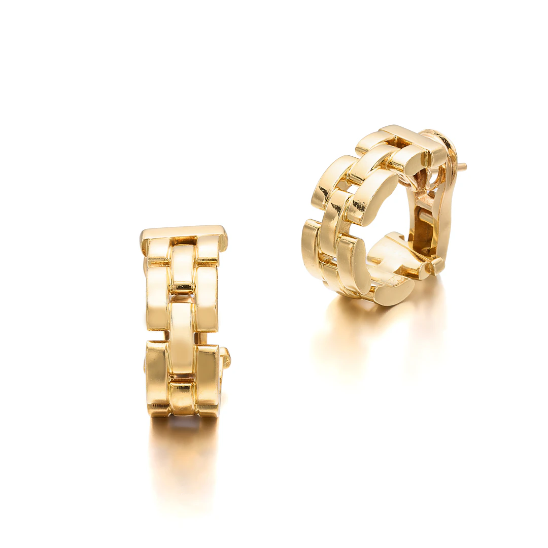 A Pair of Gold 'Maillon Panthere' Ear Clips, Cartier