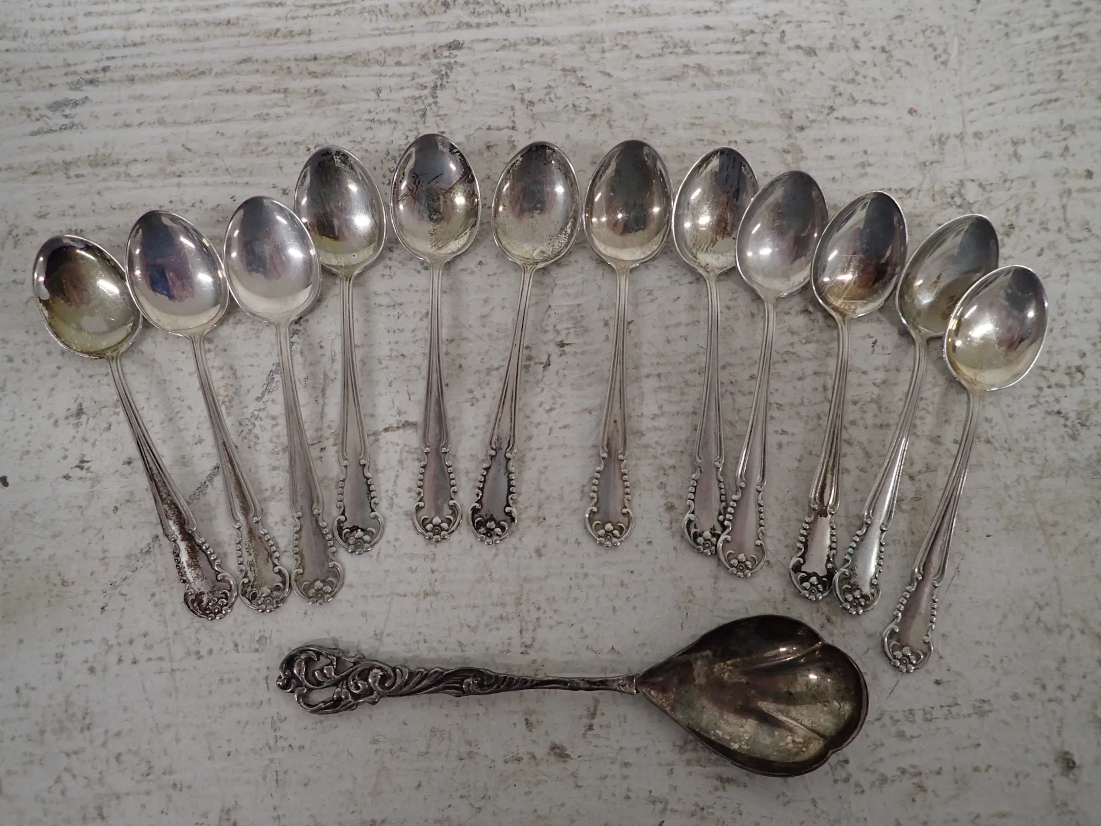 13-delar silverskedar vikt:128gr
