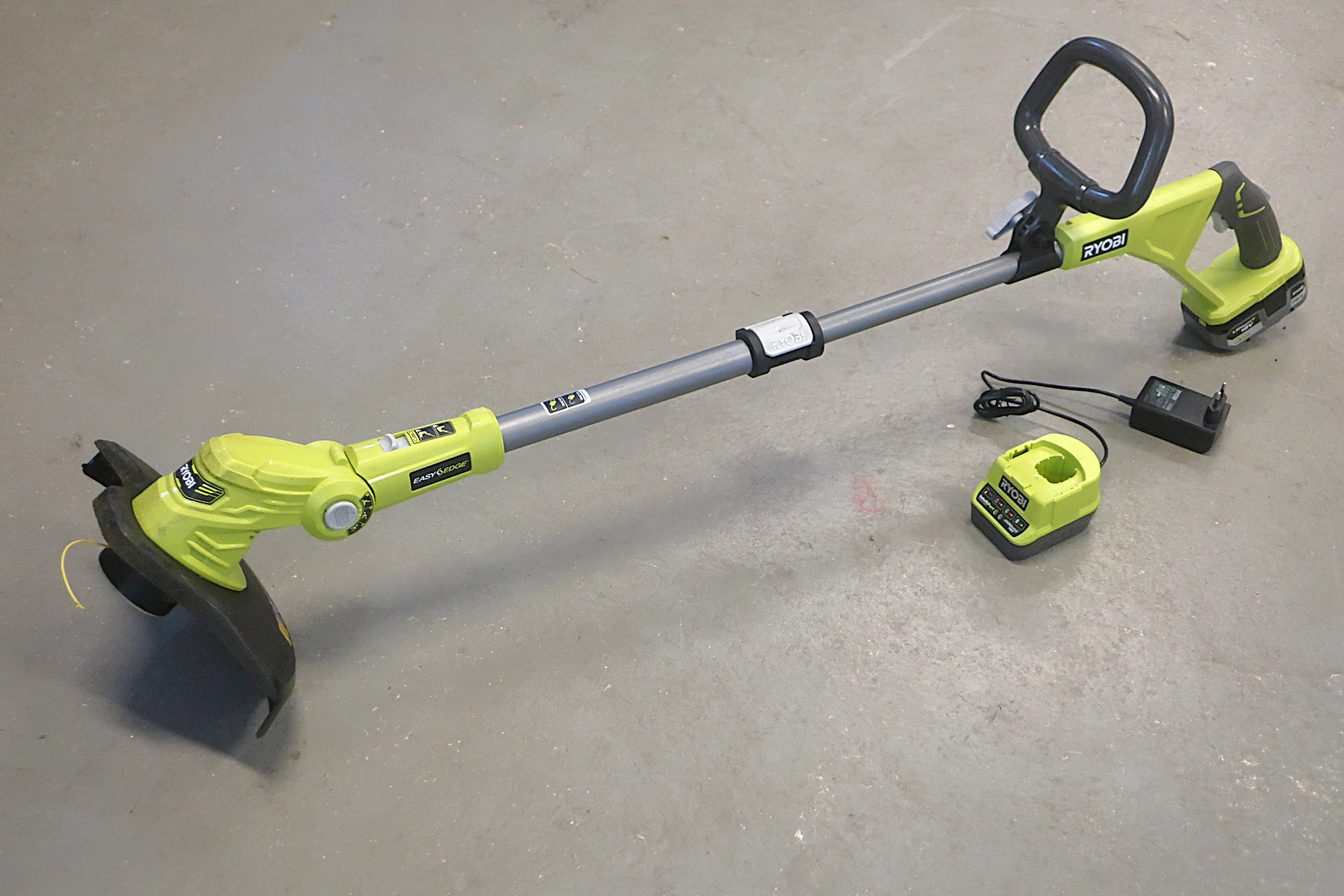 TRIMMER RYOBI