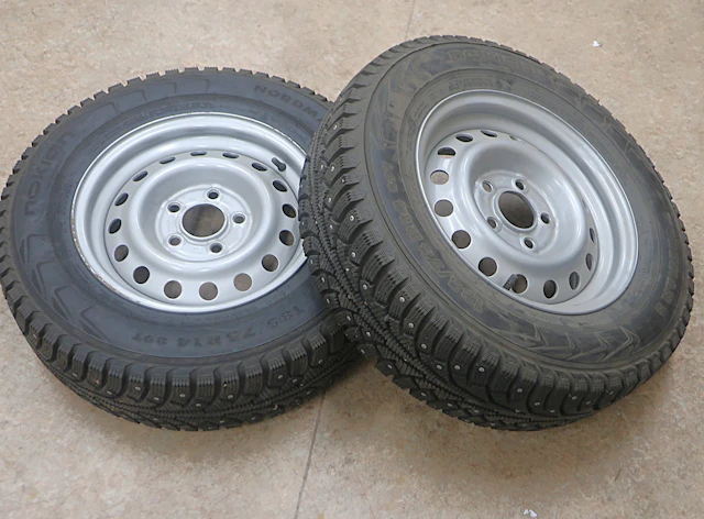 2st VINTERDÄCK PÅ FÄLG 185/75 R14