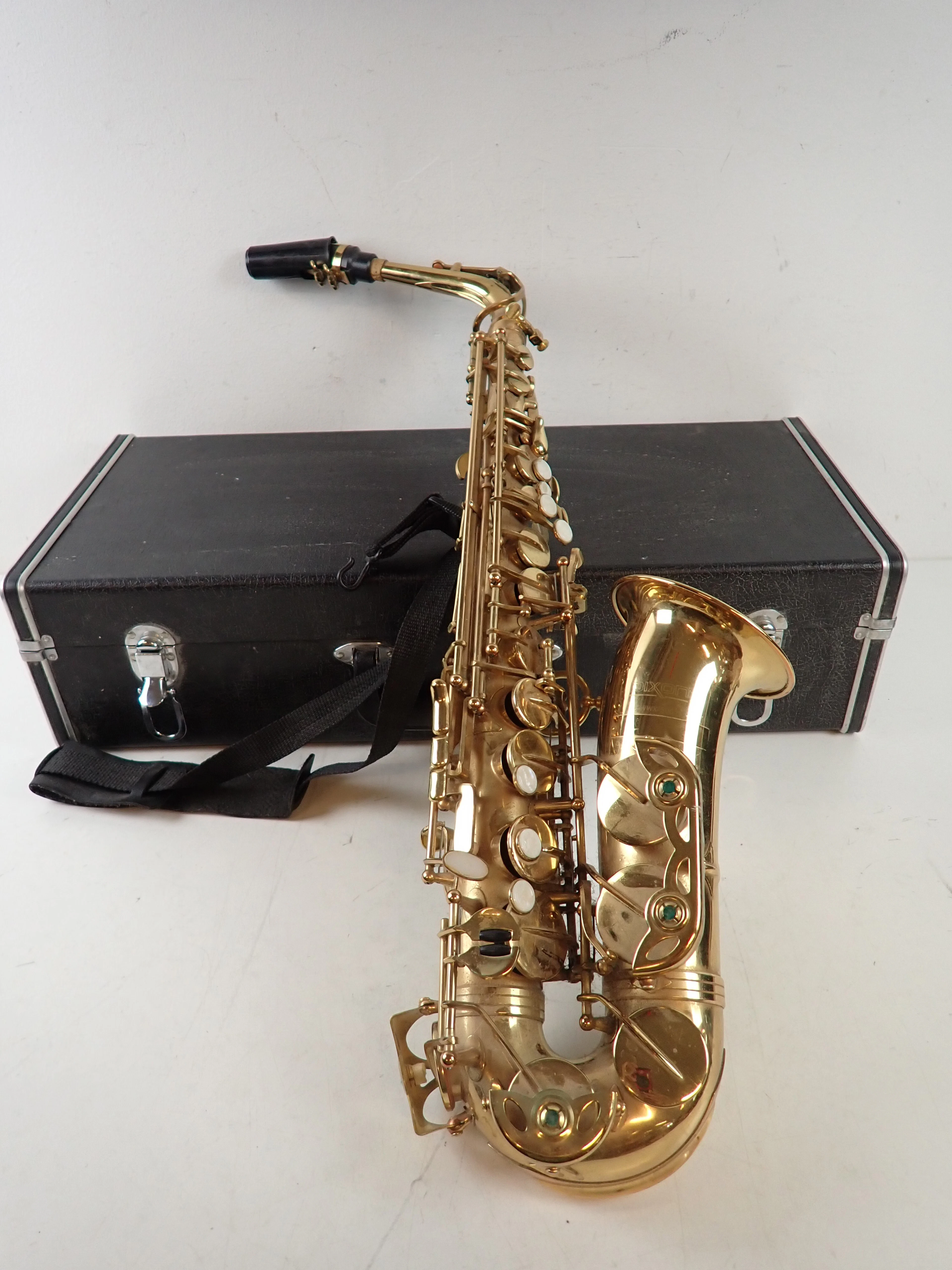 SAXOFON Dixon WWX 505