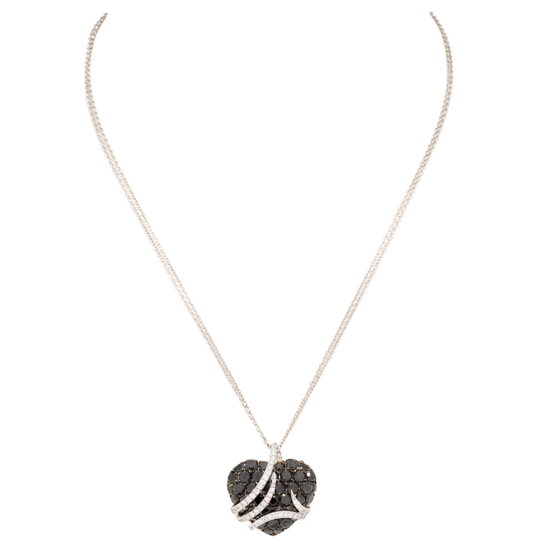 Collier mit Herzanhänger
