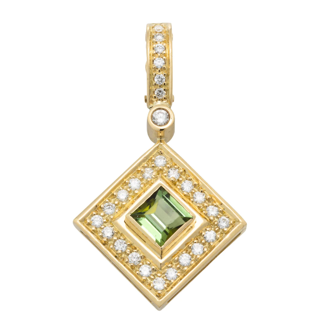 Anhänger mit Peridot und Brillanten