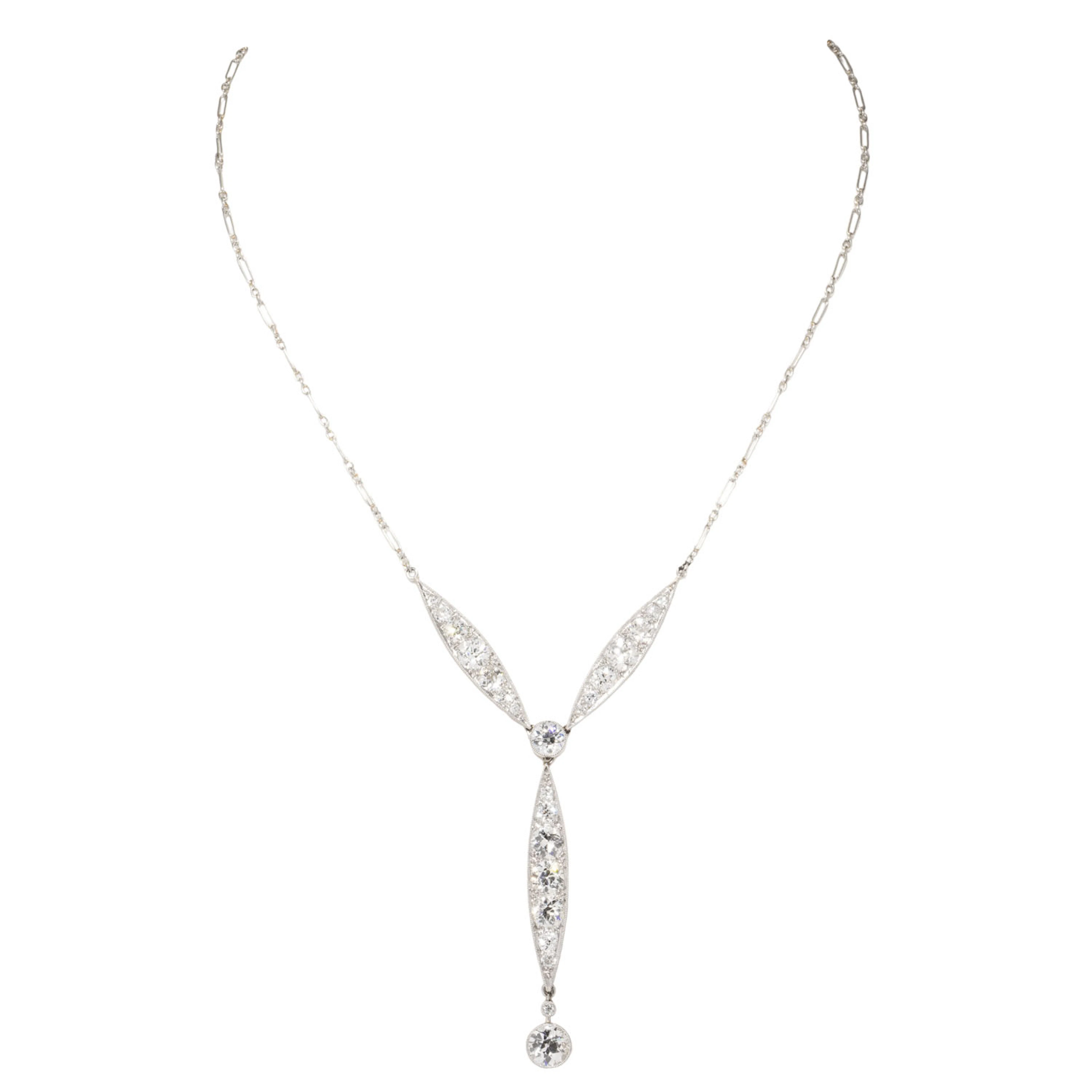 Art Déco Collier mit Altschliffdiamanten zus. ca. 6,2 ct