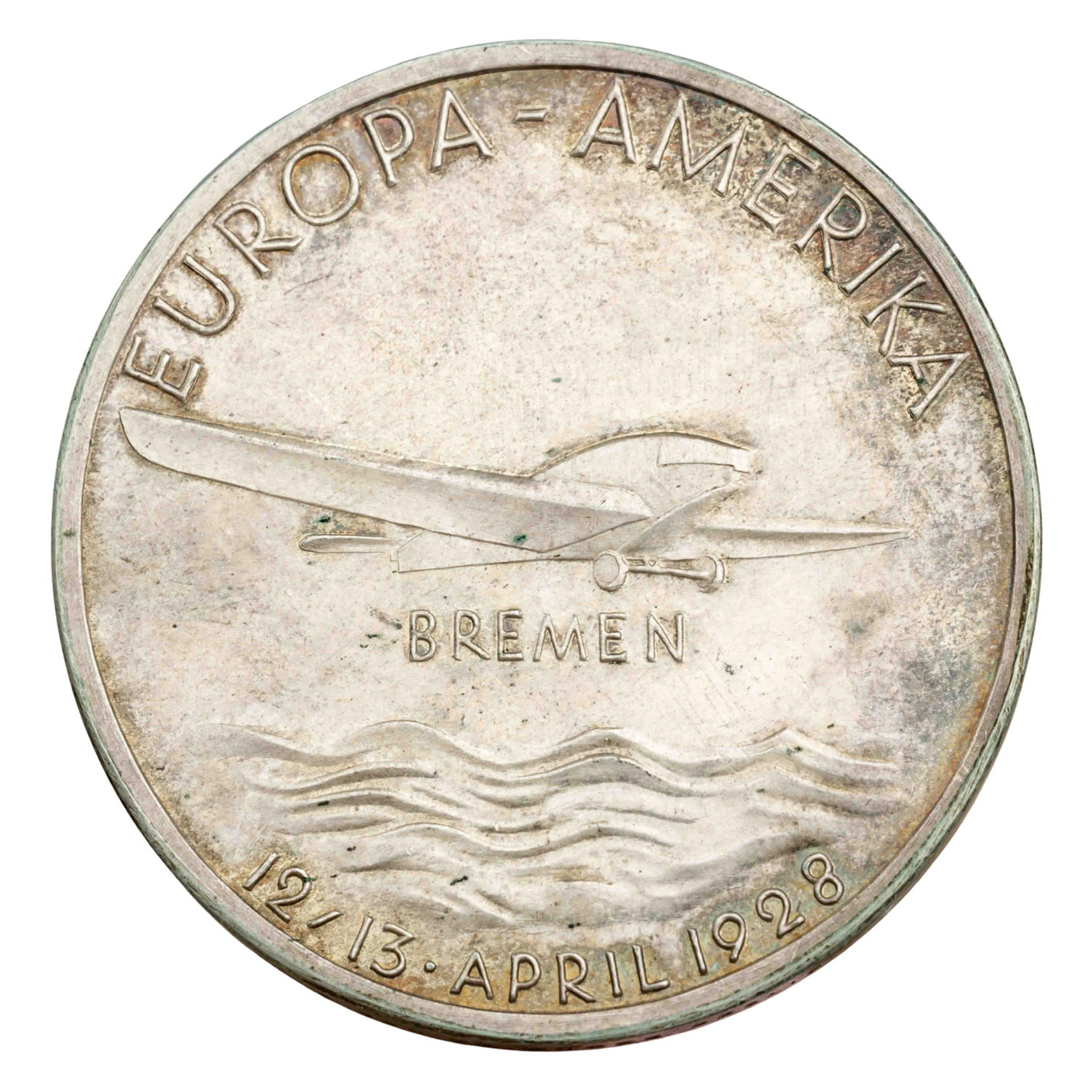 Weimarer Republik/SILBER – Medaille 1928 auf den Ost-West Ozeanflug der Bremen