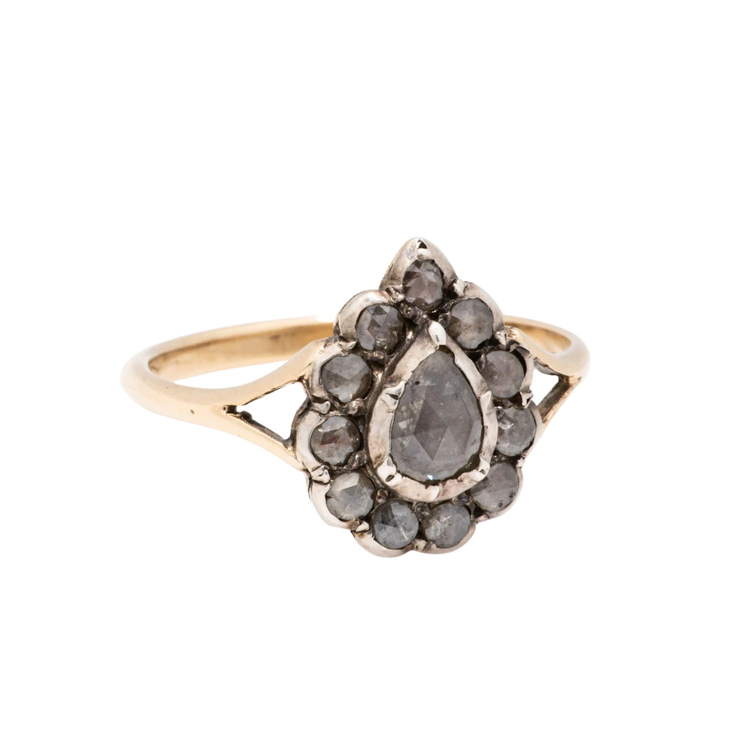 Historischer Ring mit Diamantrosen zus. ca. 0,25 ct