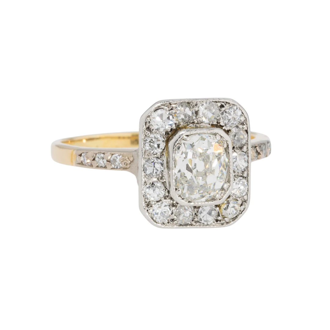 Ring mit zentralem Altschliffdiamant von ca. 0,6 ct