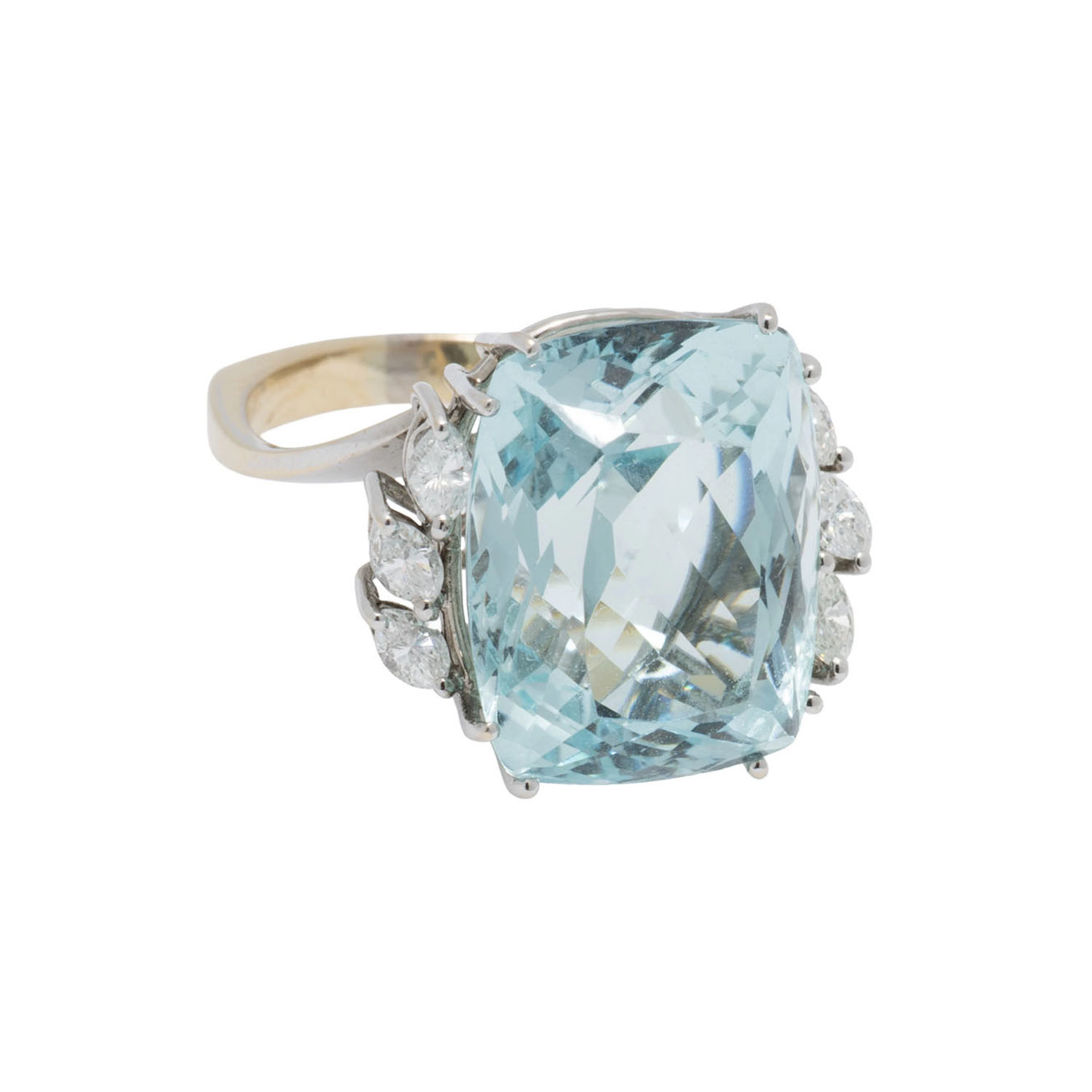 Ring mit Aquamarin
