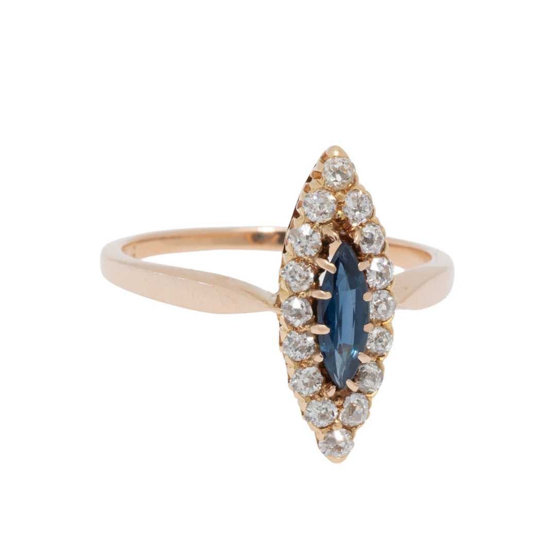 Ring mit Saphir und Altschliffdiamanten