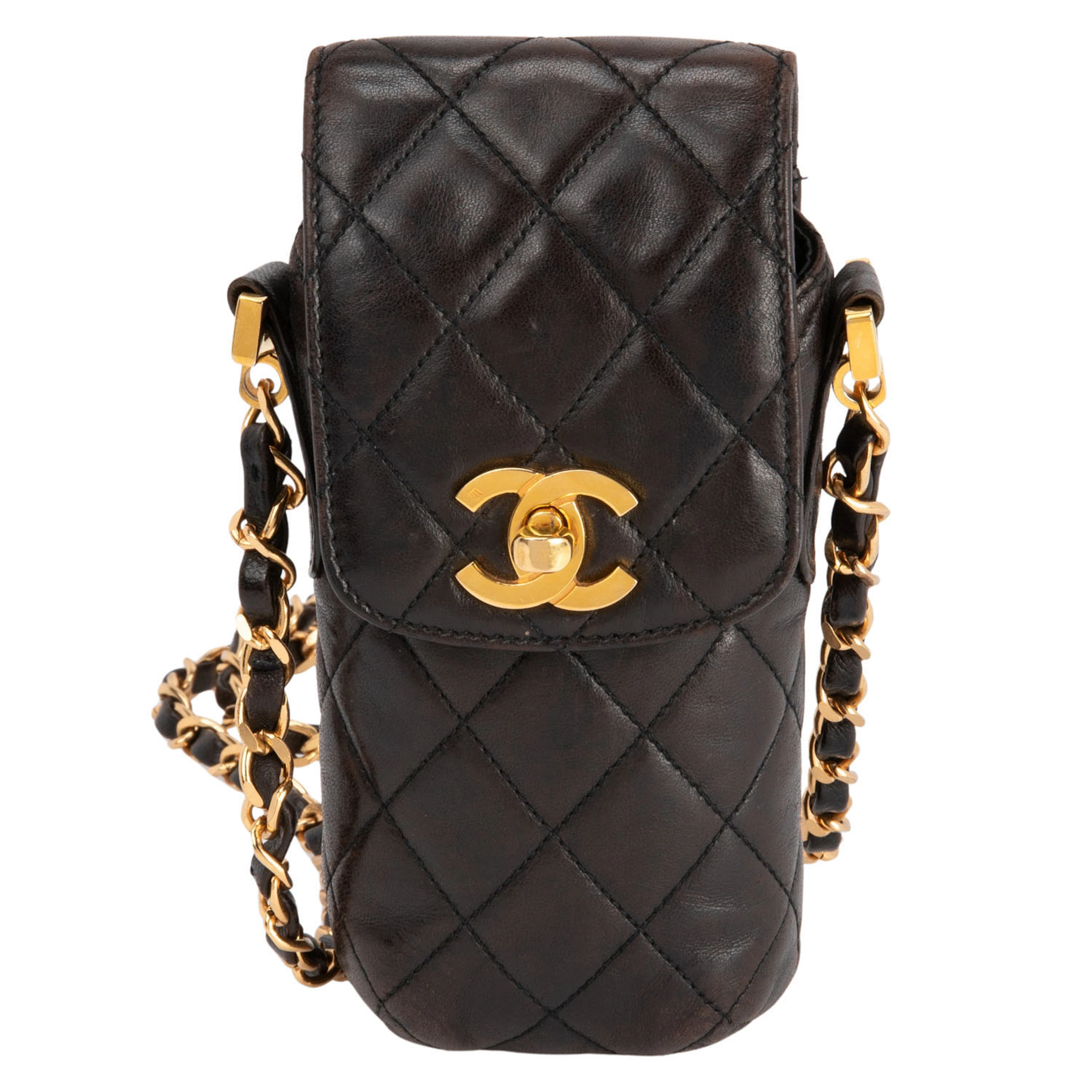 CHANEL VINTAGE Handytasche.