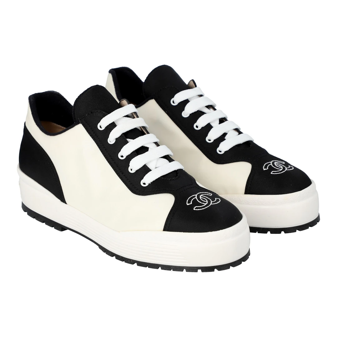 CHANEL VINTAGE Sneaker, Gr. 40.