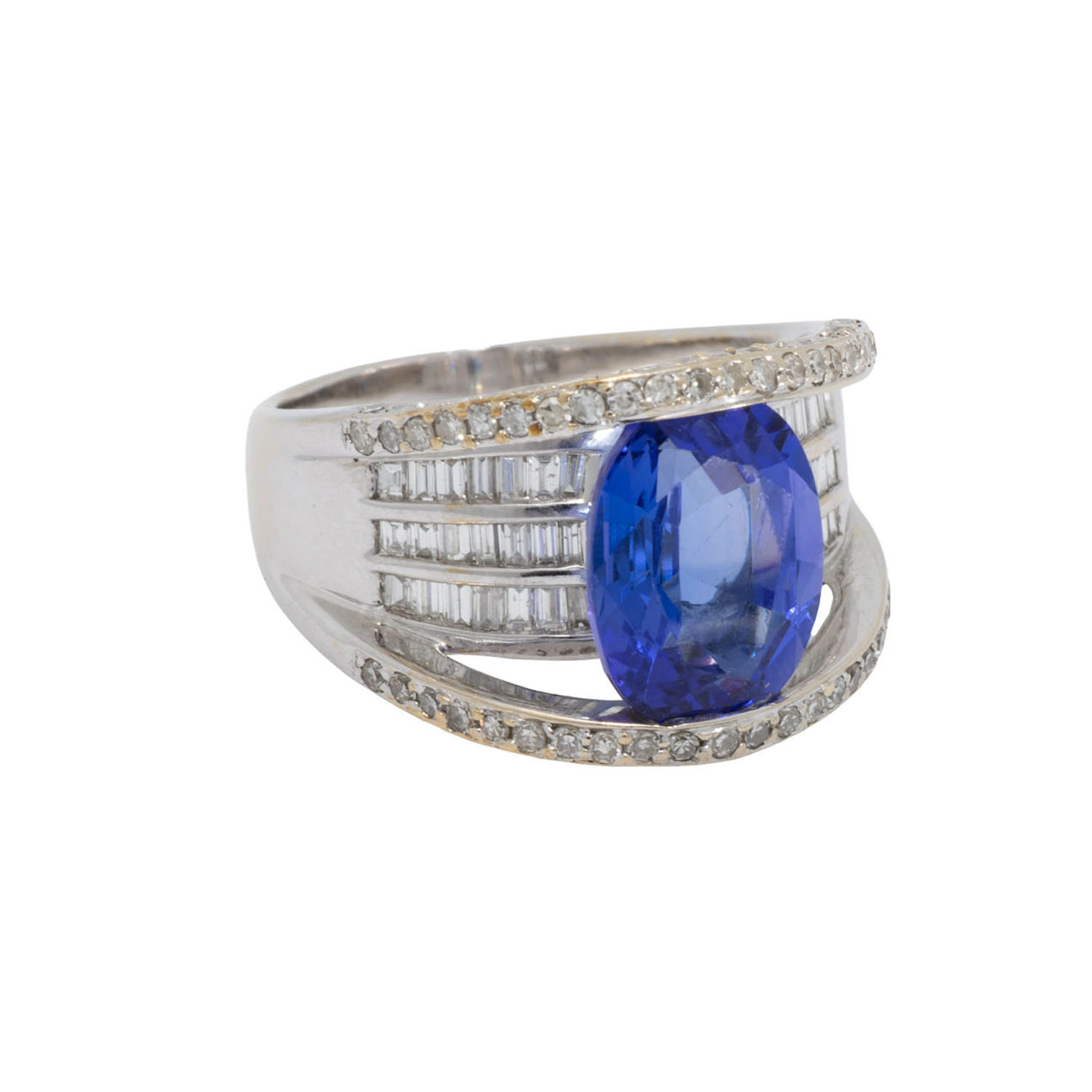 Ring mit Tansanit und Diamanten