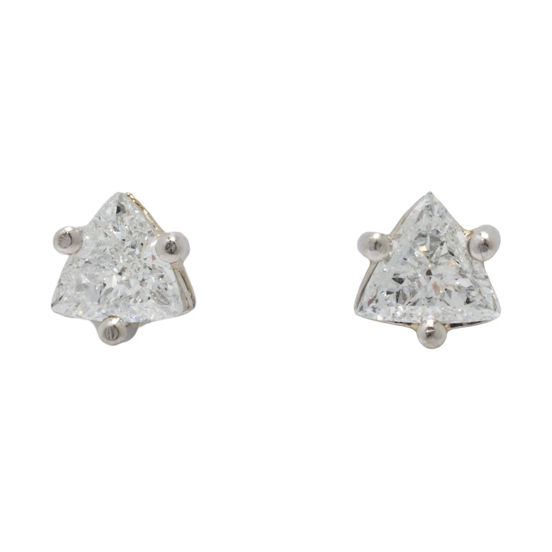Ohrstecker mit Diamanten