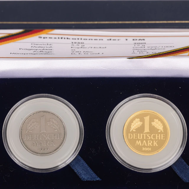 BRD-Set 'Die Chronik der Deutschen Mark 1950 - 2001'