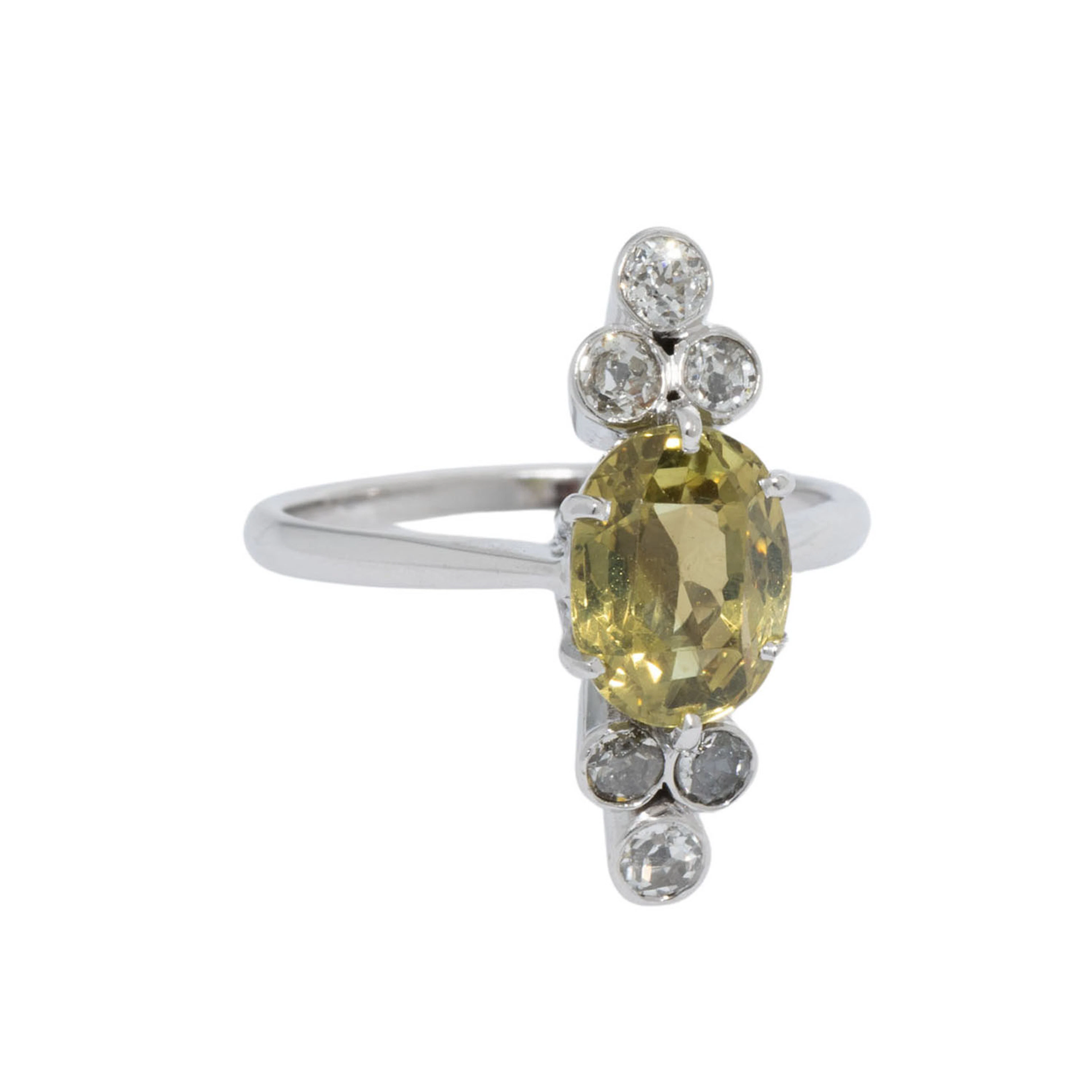 Ring mit Chrysoberyll u. Alt- u. Achtkantdiamanten von zus. ca. 0,15 ct