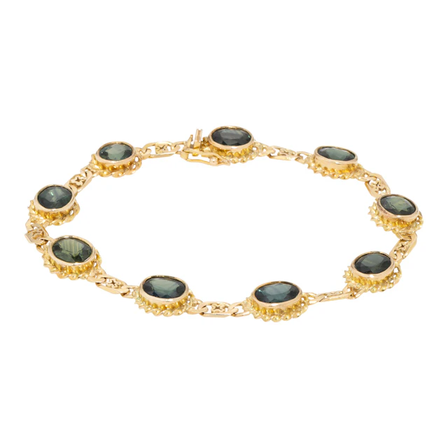 Armband mit blau-grünen Saphiren zus. ca. 9 ct