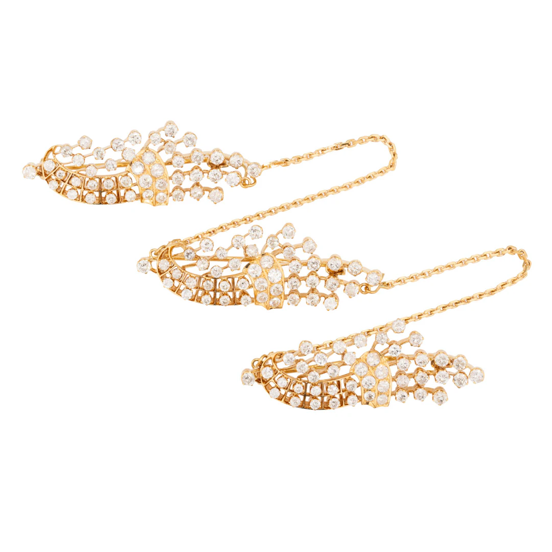 Ansteckschmuck 3-teilig mit Diamanten zus. ca. 6,6 ct