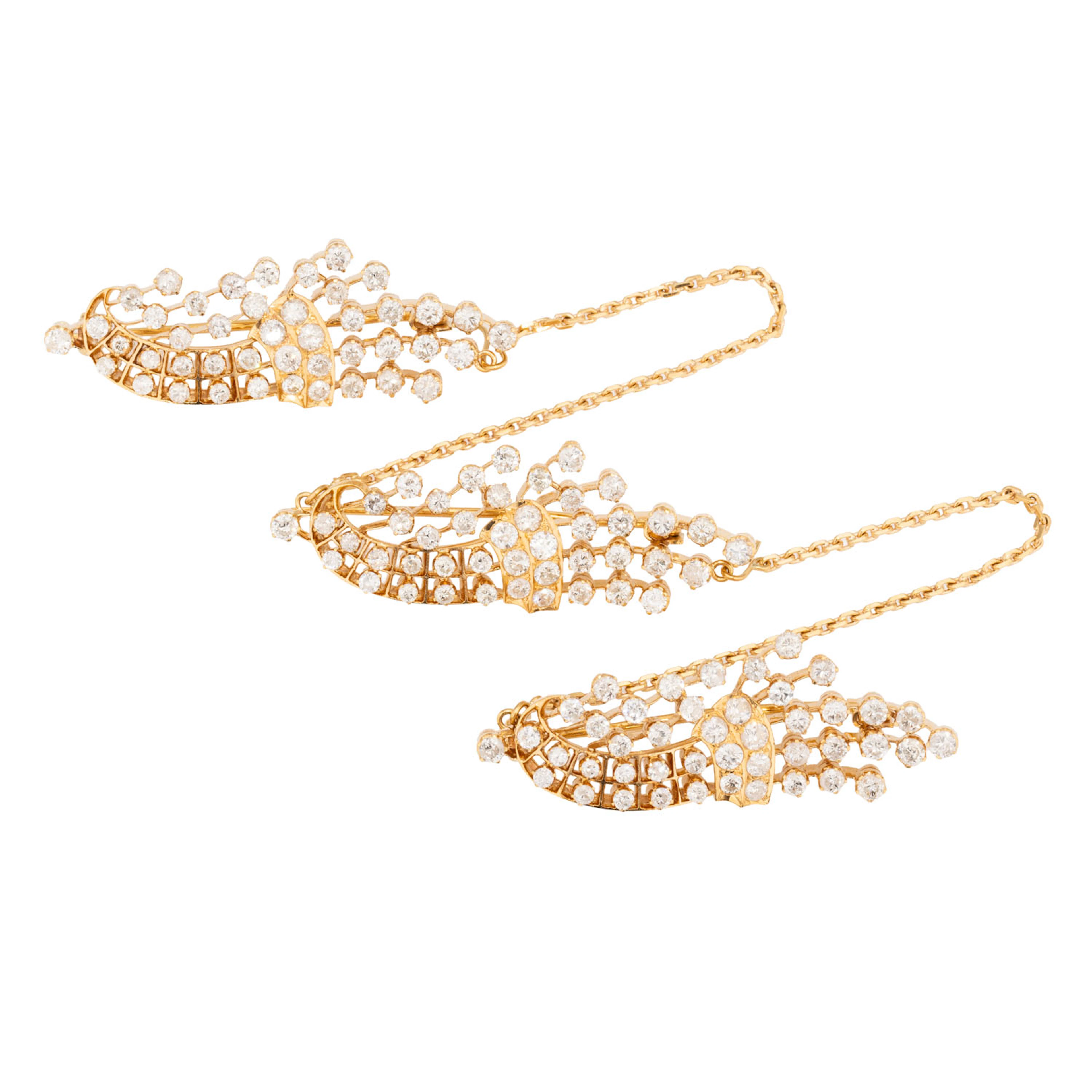 Ansteckschmuck 3-teilig mit Diamanten zus. ca. 6,6 ct