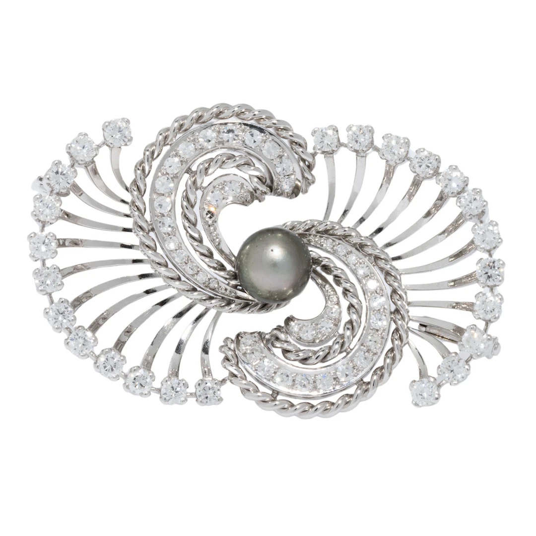 Brosche mit Tahitiperle und Diamanten