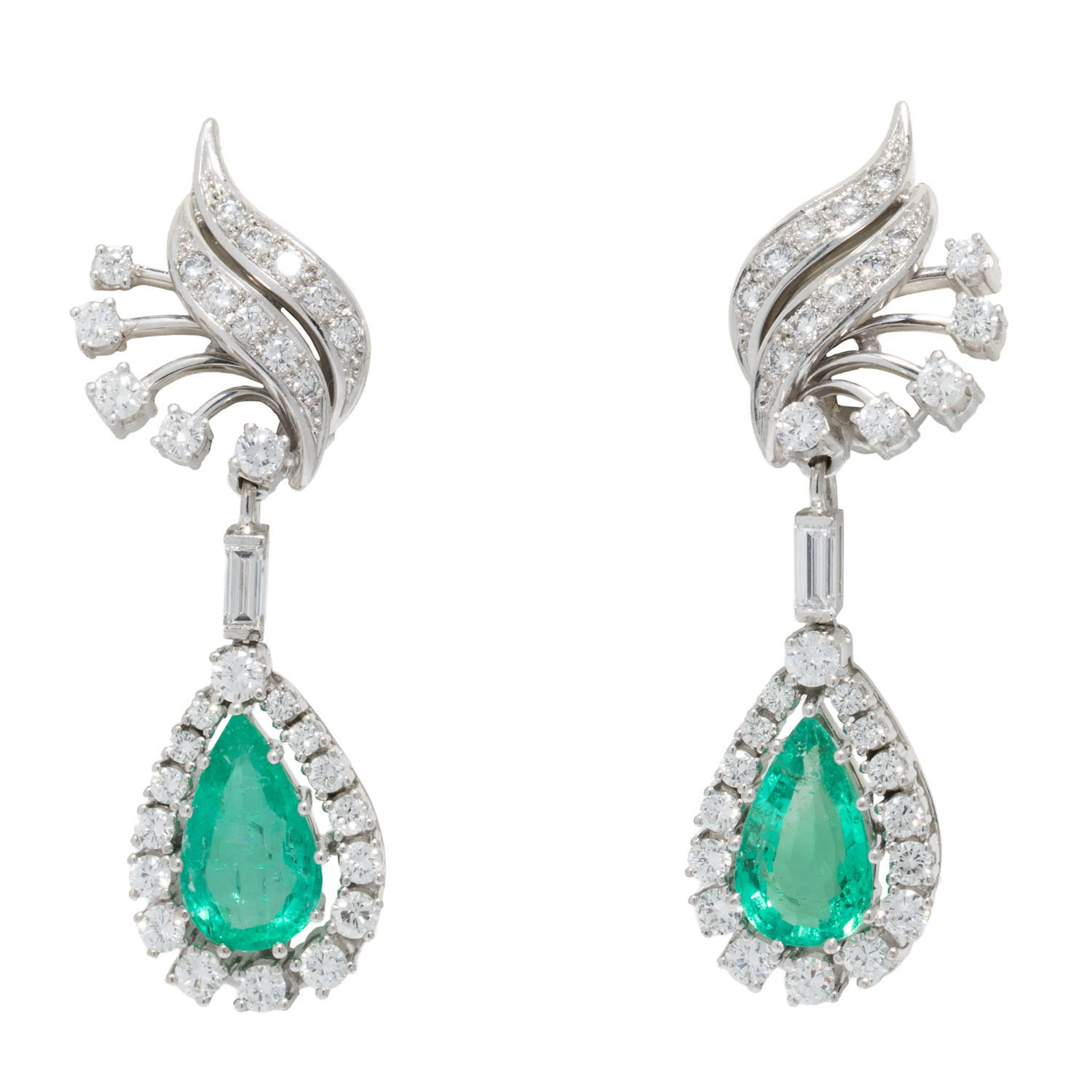 Feine Juwelenohrringe mit Smaragd und Diamanten